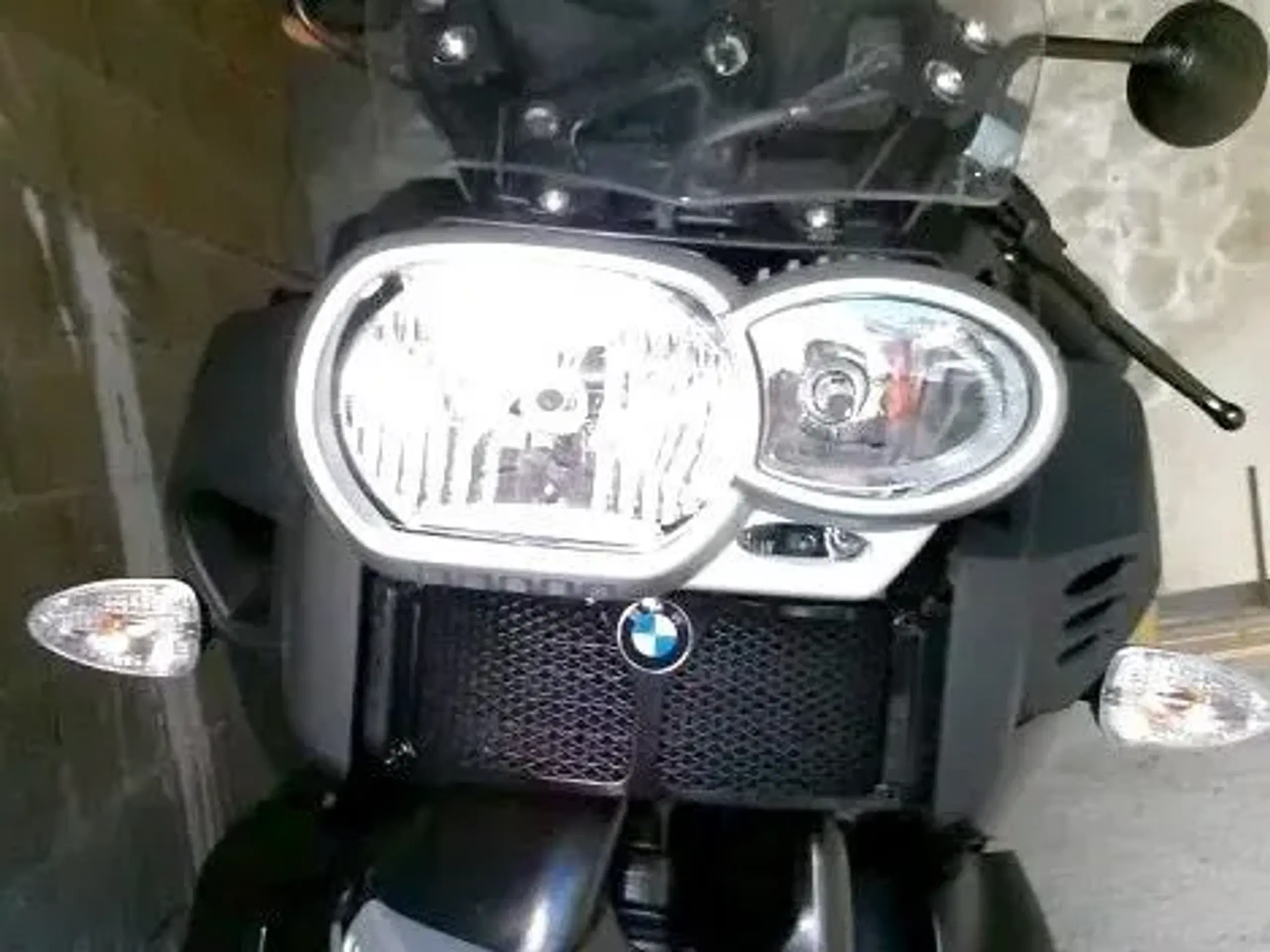 BMW K1200R køler gitter