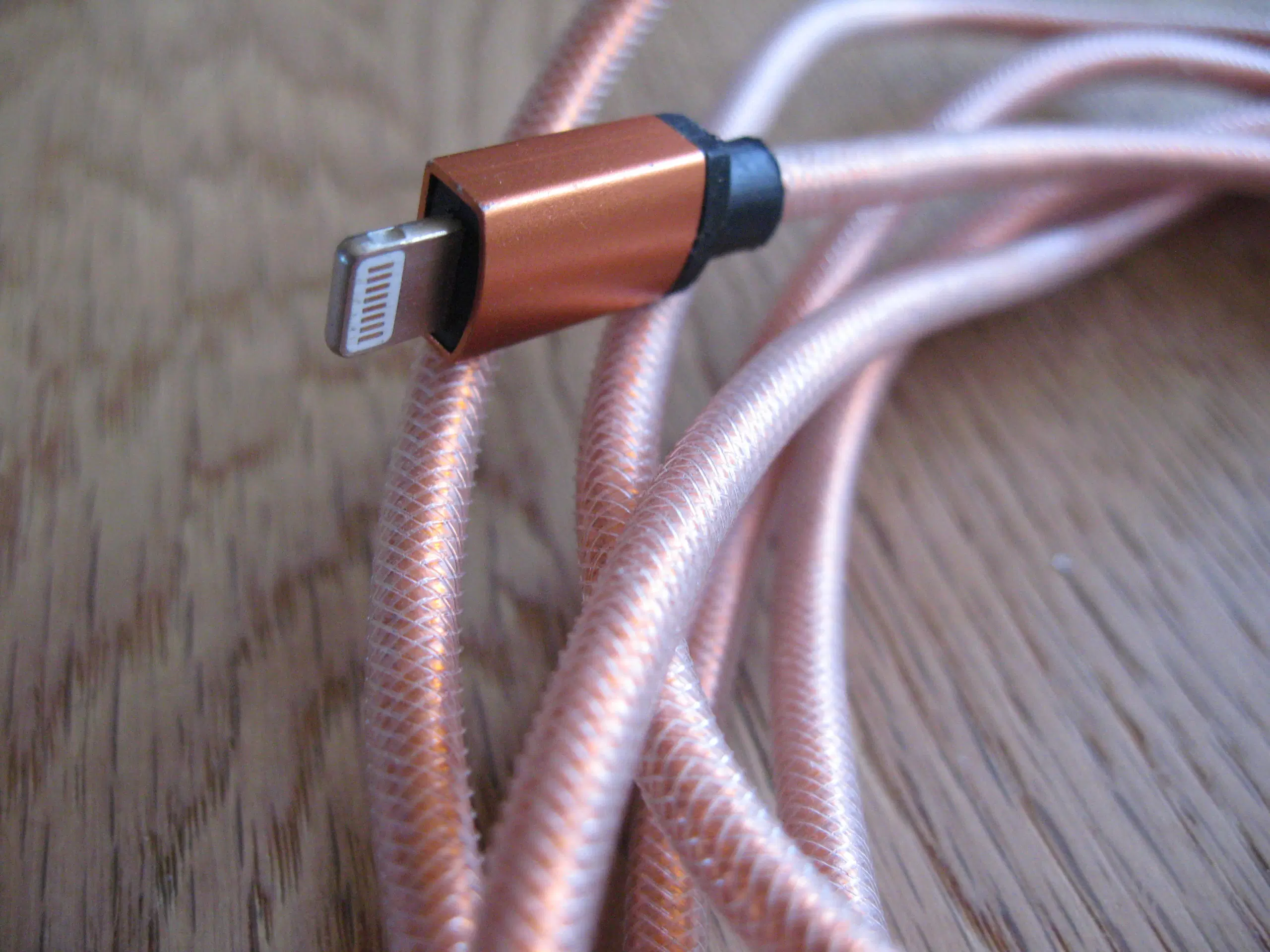 Lightning USB-A kabel til opladning af Apple enh