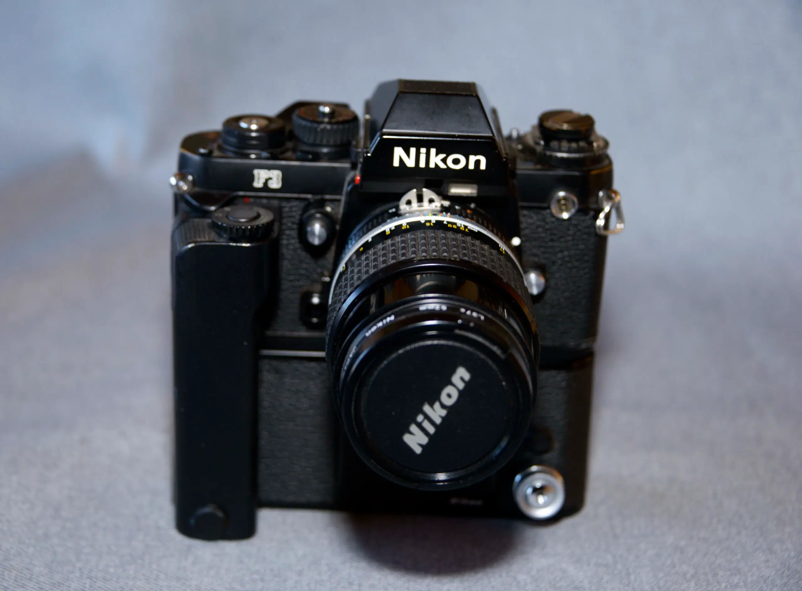 Nikon F3