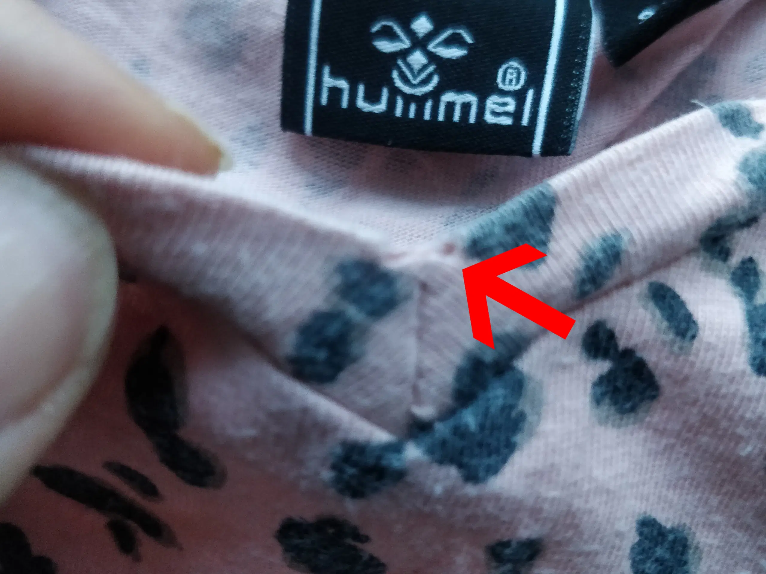 Hummel lyserød t-shirt str 92