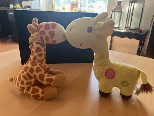 Små søde bamse-giraffer