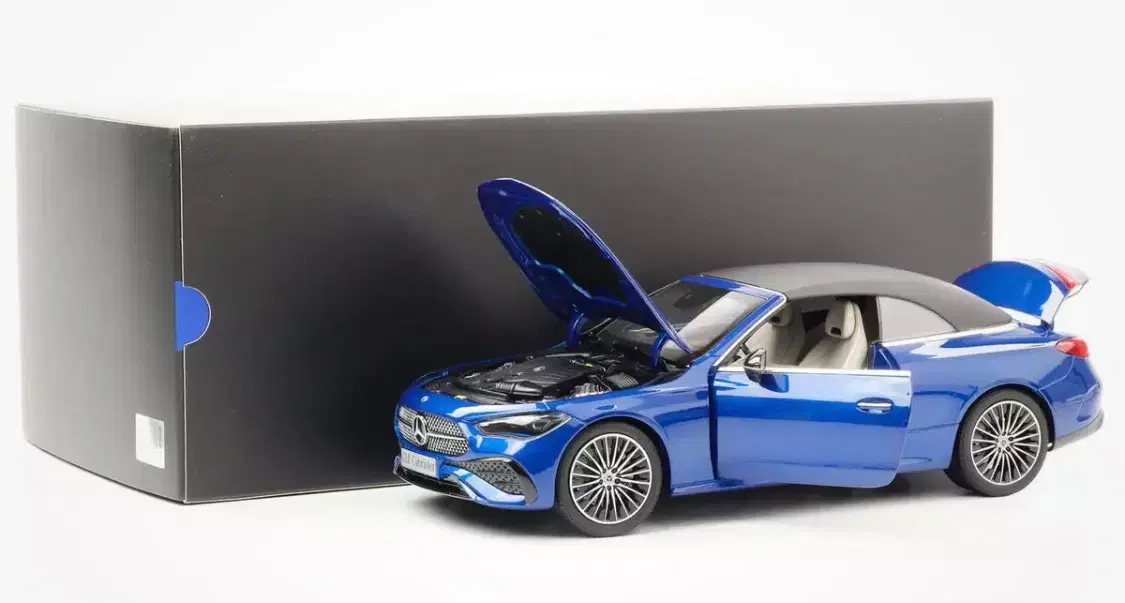 1:18 Mercedes CLE Cabriolet 2024