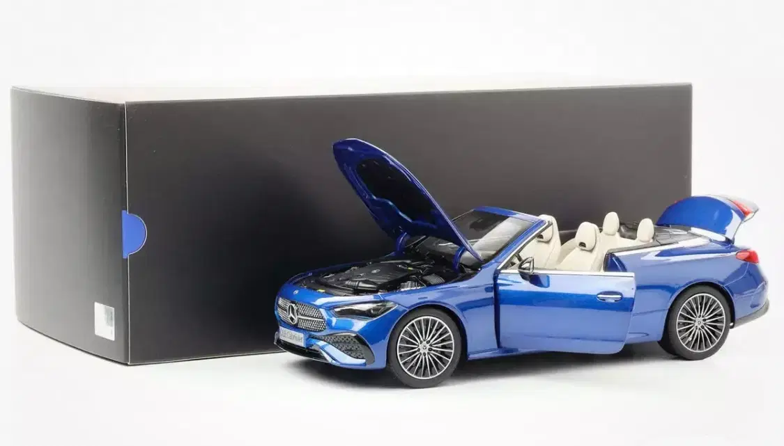 1:18 Mercedes CLE Cabriolet 2024