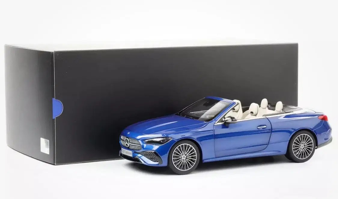 1:18 Mercedes CLE Cabriolet 2024