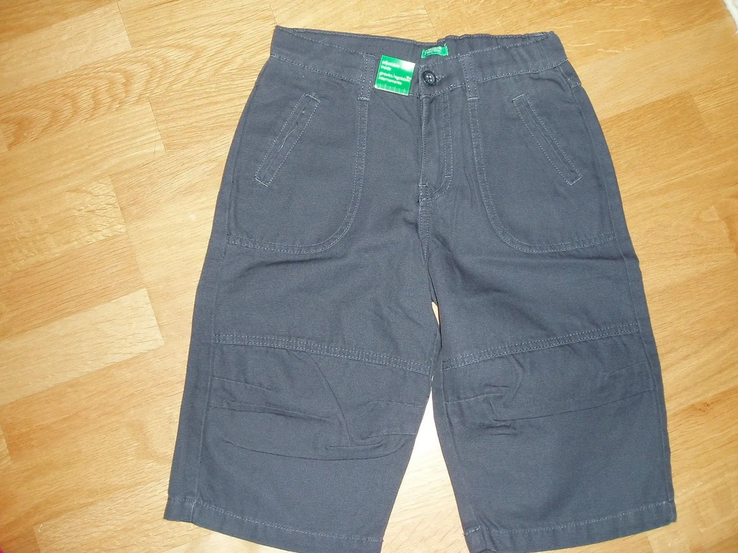 Nye Benetton shorts str 7-8 år/130/M