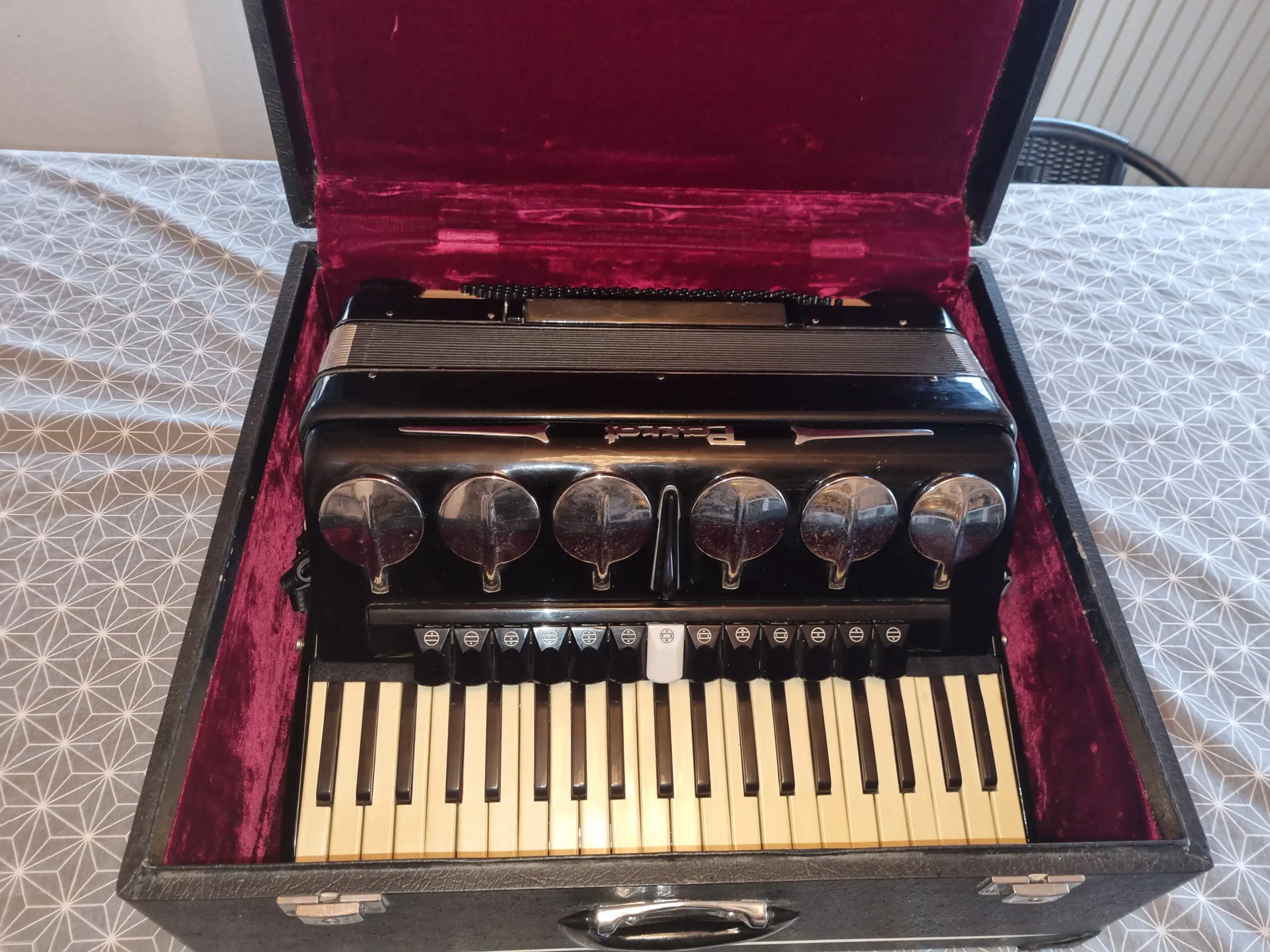 Parrot L311 mussete harmonika