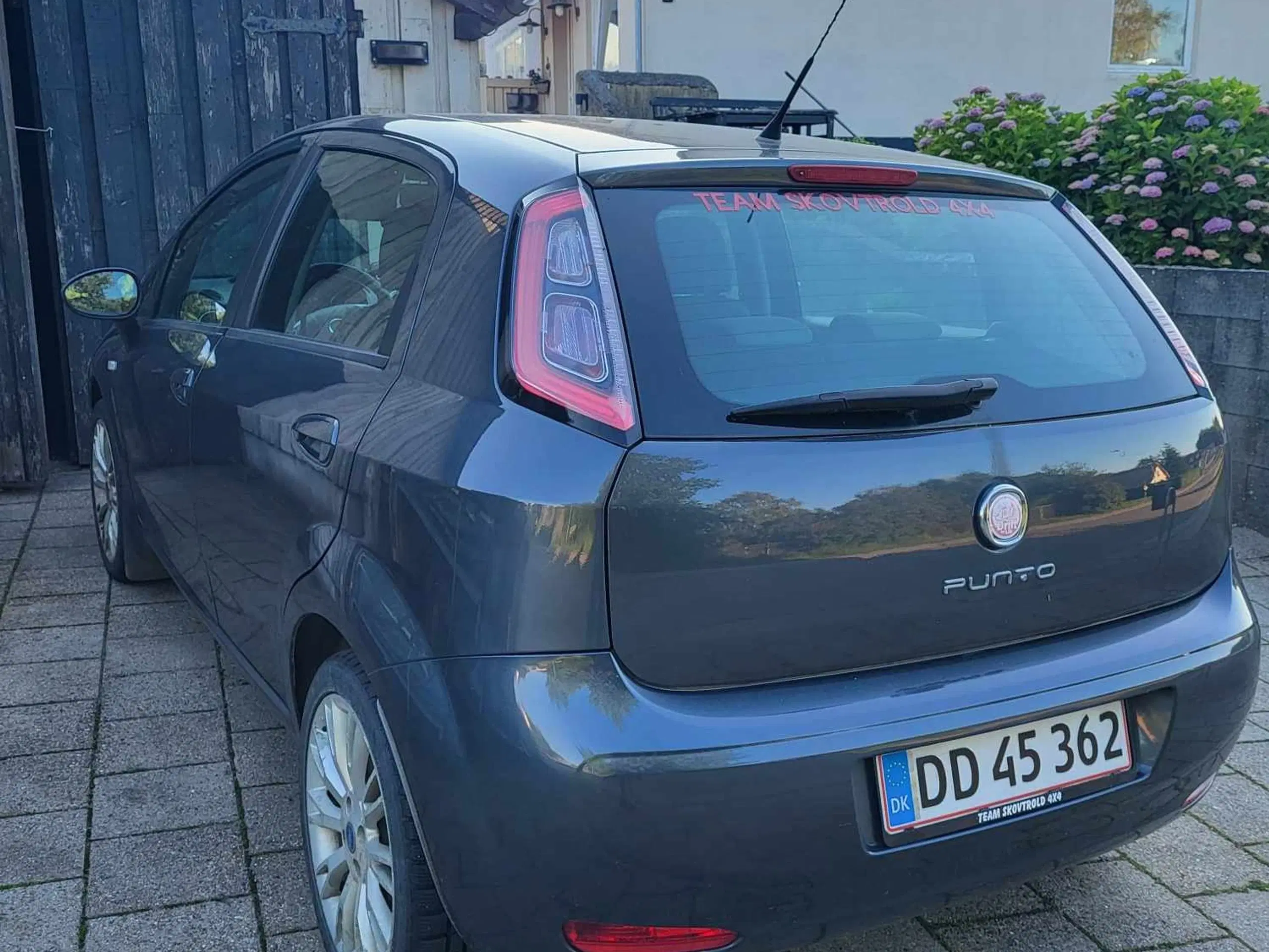 Fiat punto 14i 2012