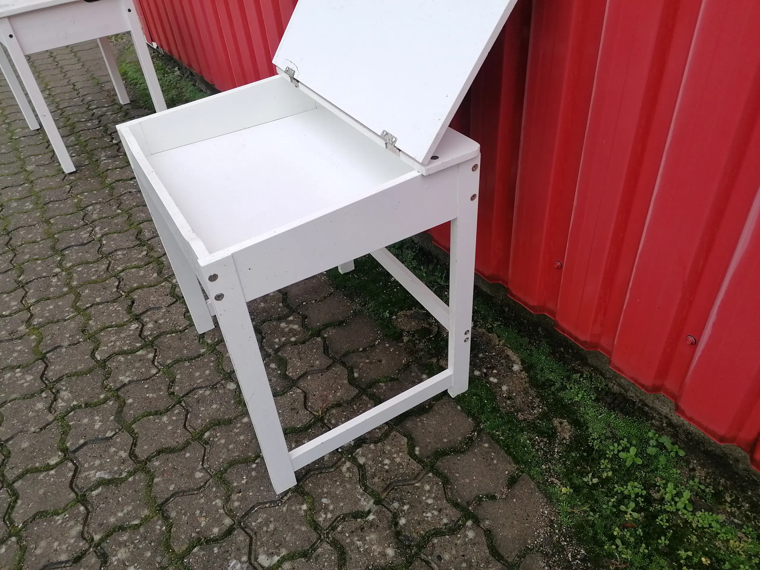 Børneskrivebord / Skrivepult ca HxBxD 55x60x45