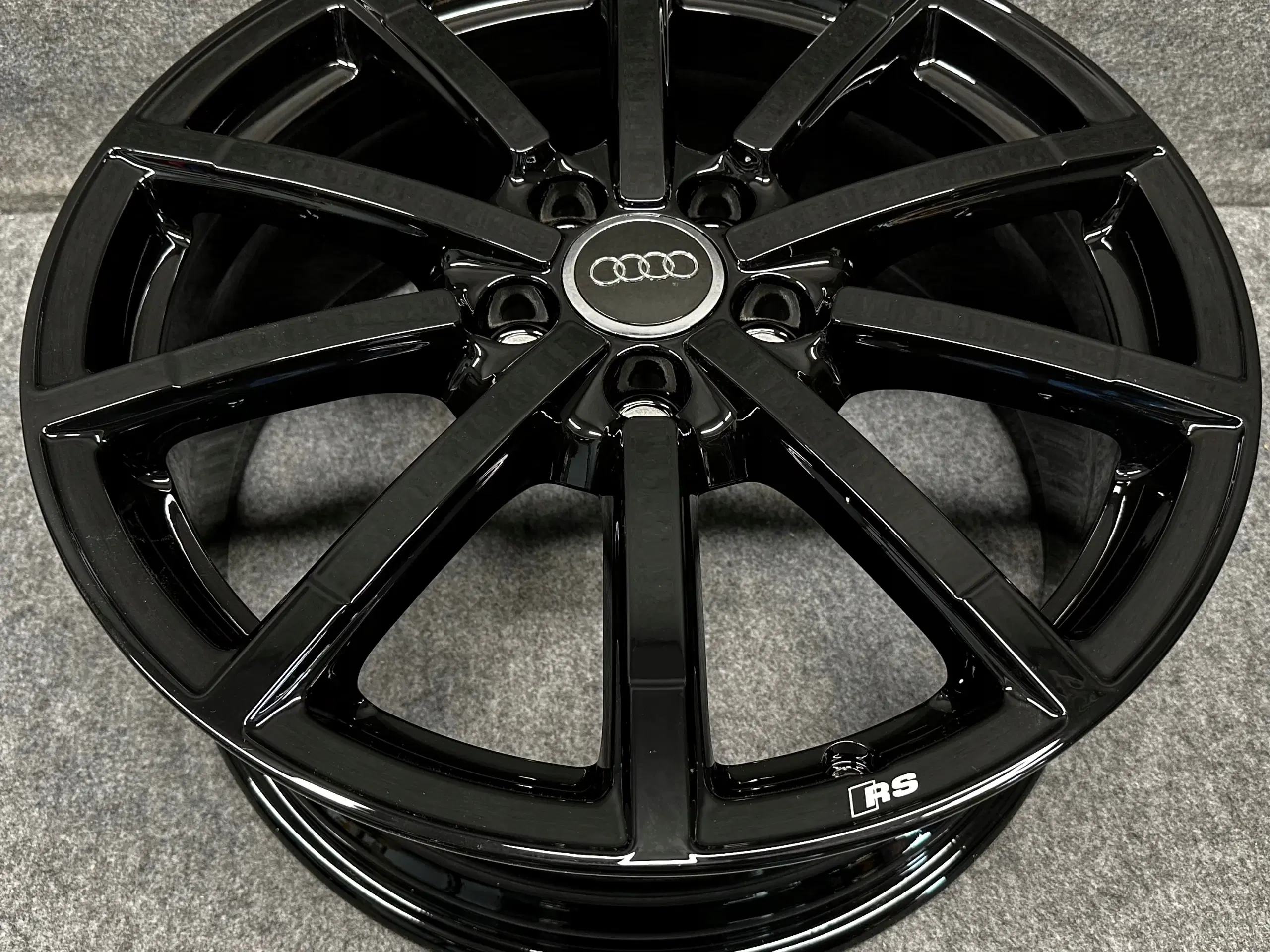 AUDI A3 8V 8V0 18 75" x 18" 5x112 ET 51