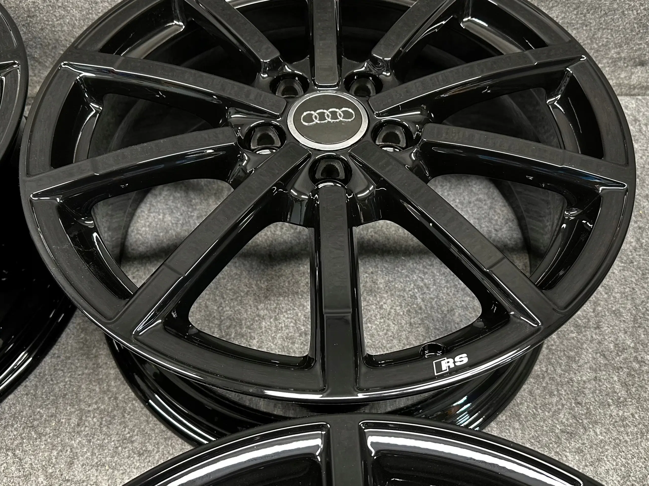 AUDI A3 8V 8V0 18 75" x 18" 5x112 ET 51