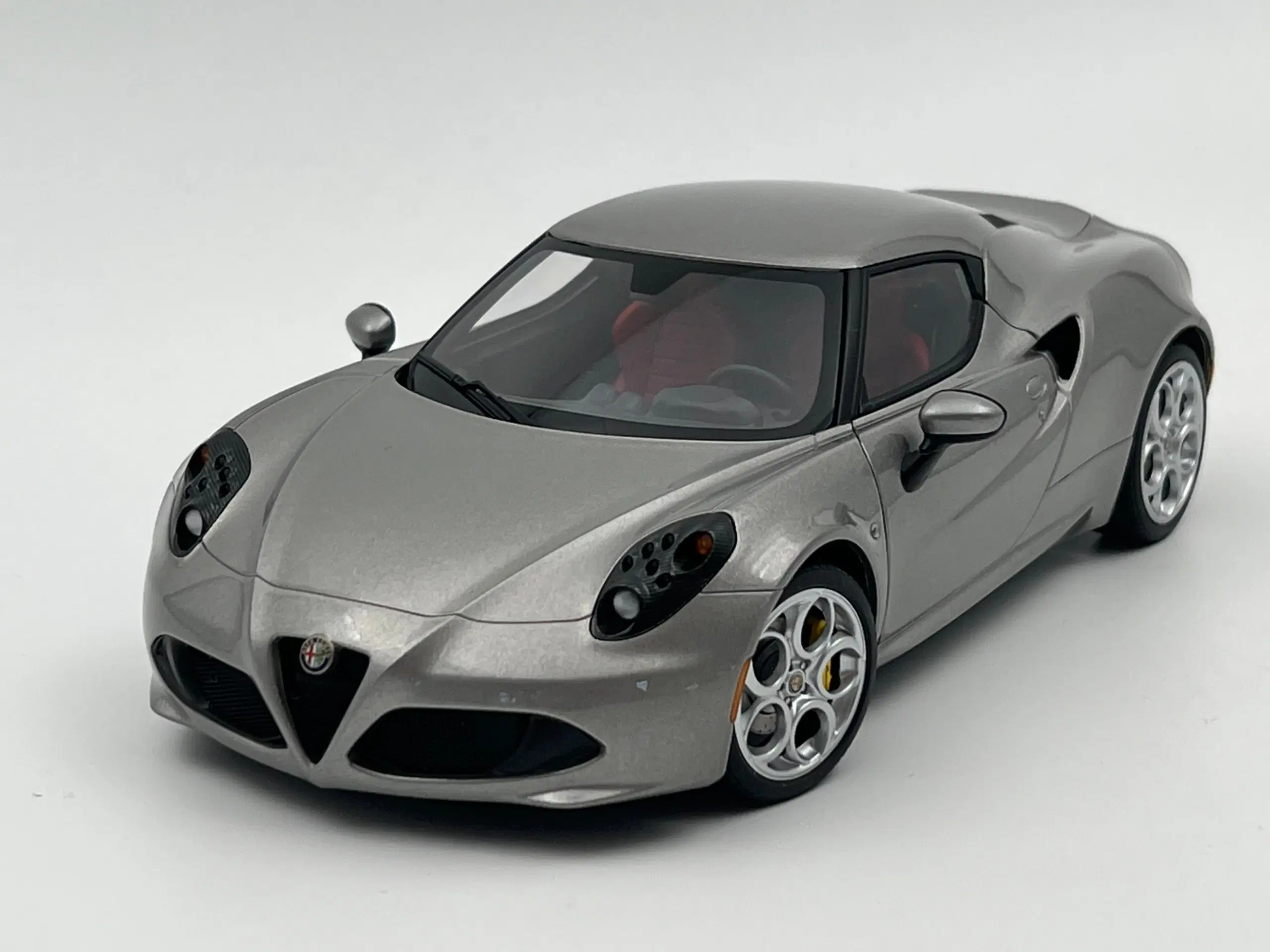 2013 Alfa Romeo 4C Coupe - AUTOart - 1:18