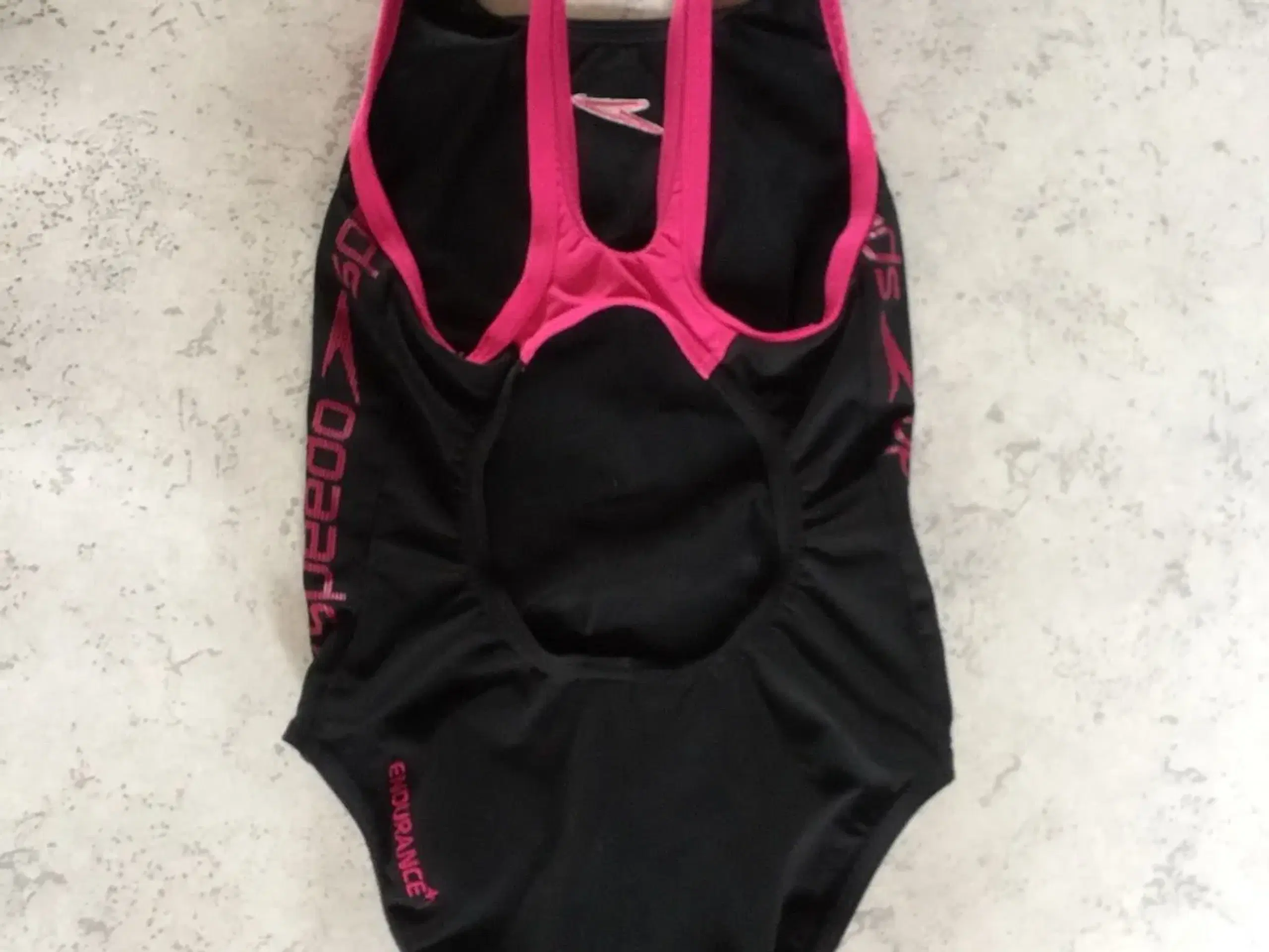 Speedo sort pink badedragt st 116 cm 6år