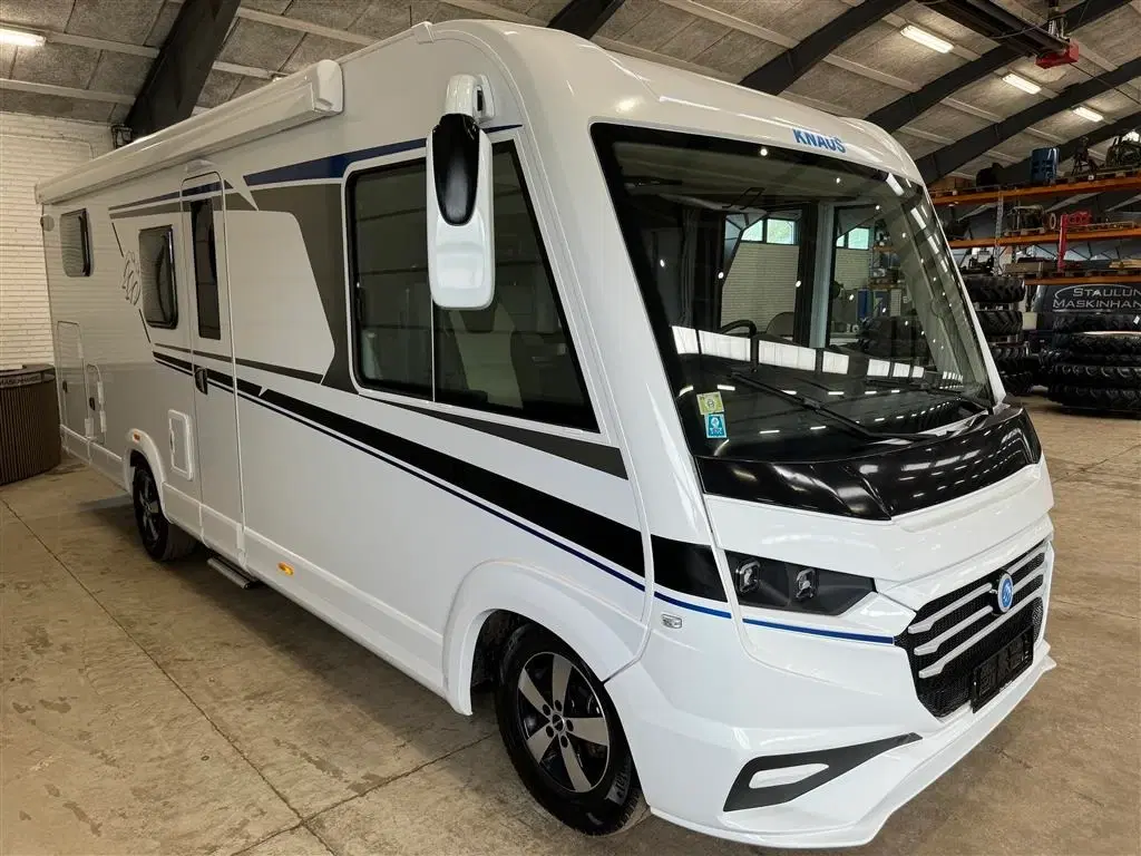 - - - Knaus- Fiat Autocamper Vi tager gerne maskiner i bytte