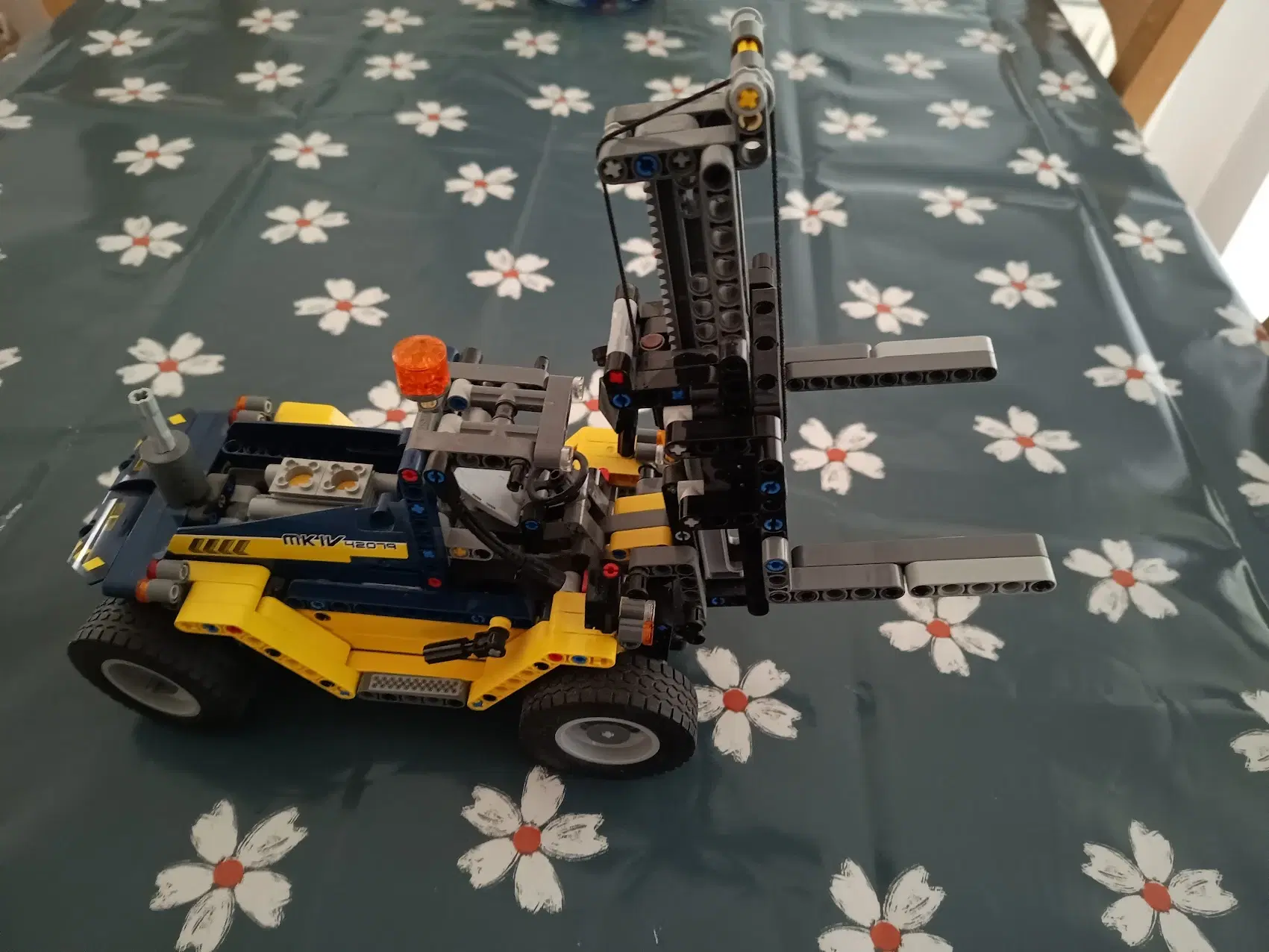 Lego gaffeltruck Nr 42079