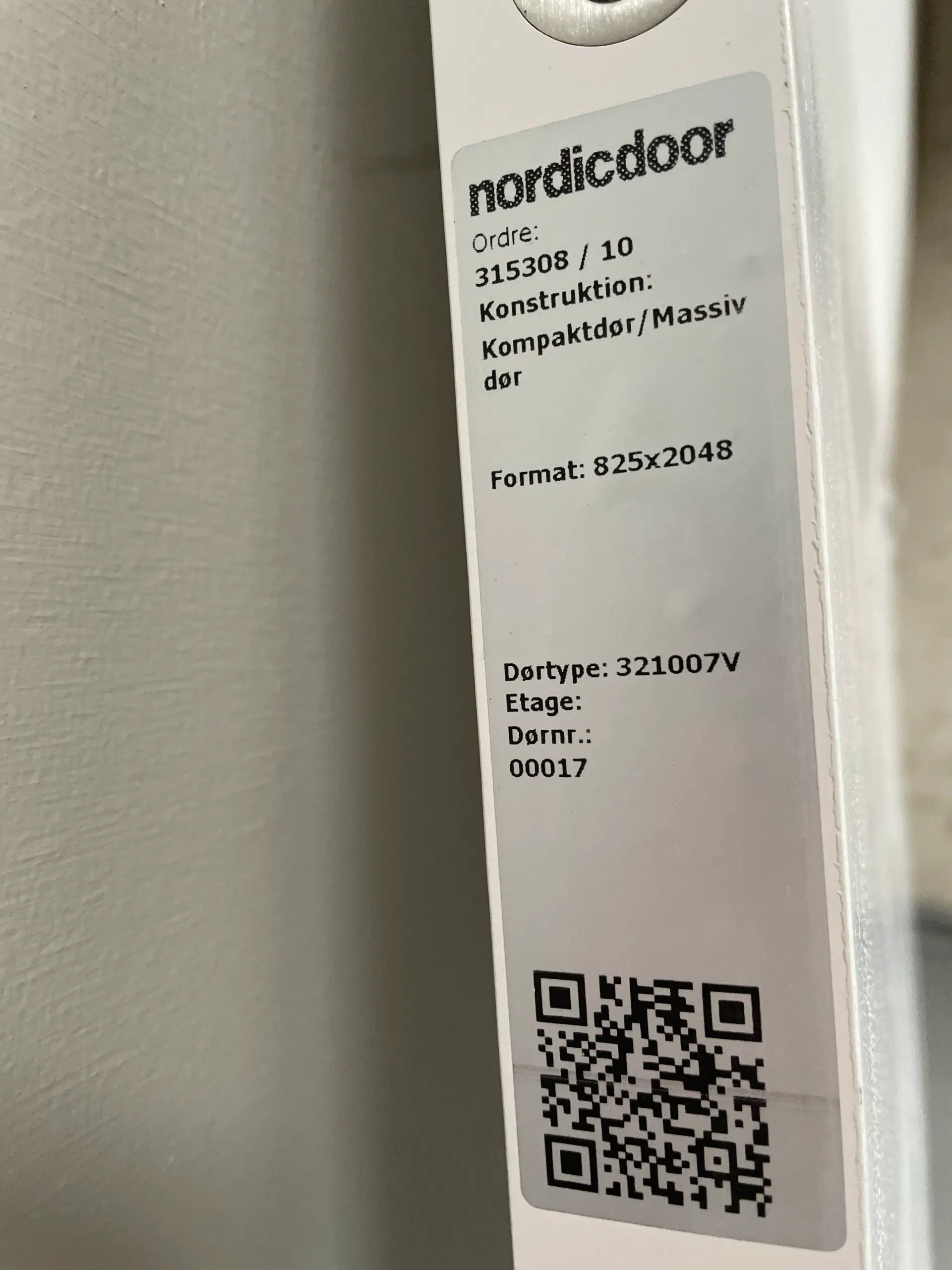 Nordicdoor massiv indvendig dør melamin 825x2048mm venstrehængt hvid