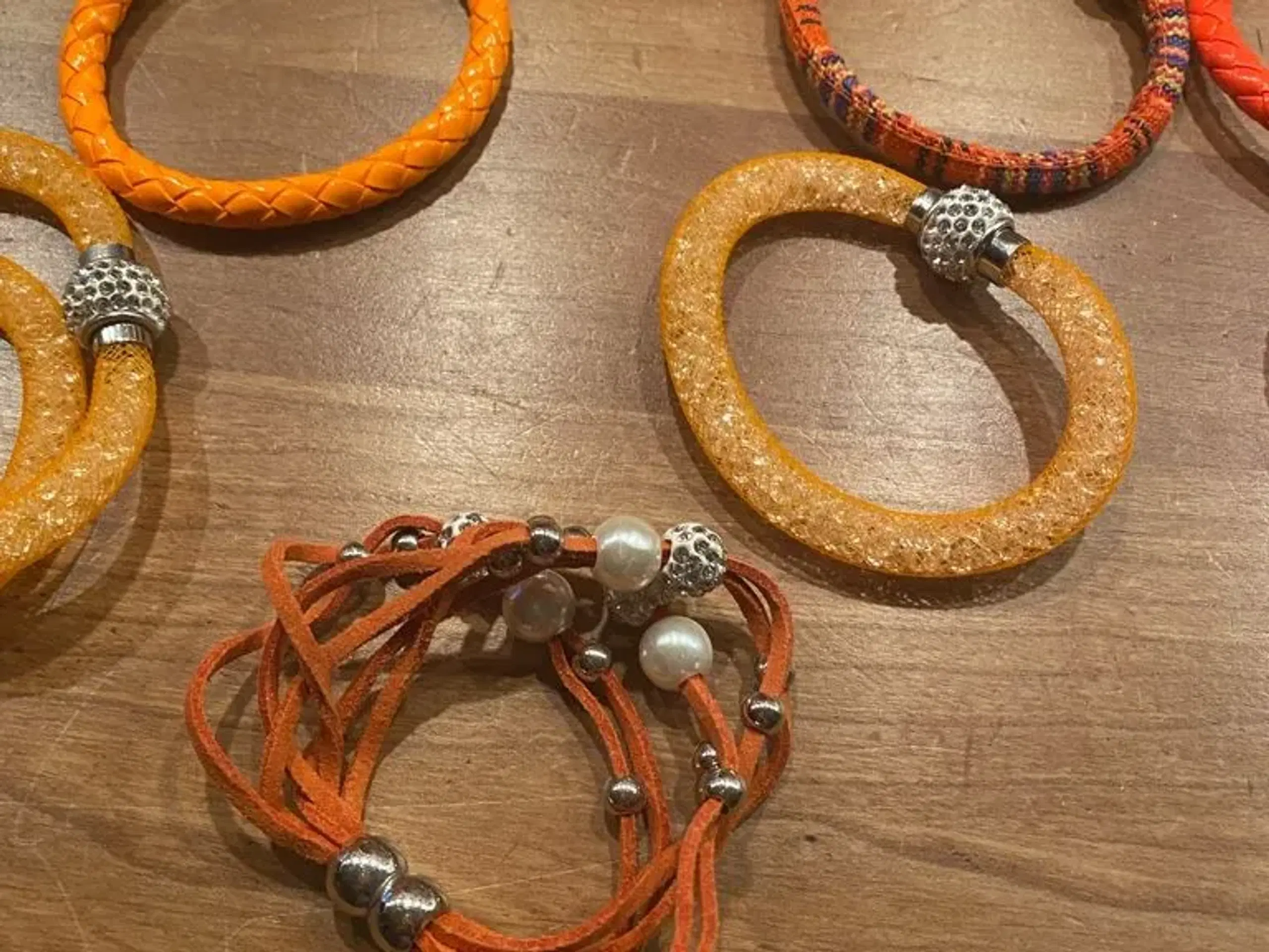 Flotte orange armbånd