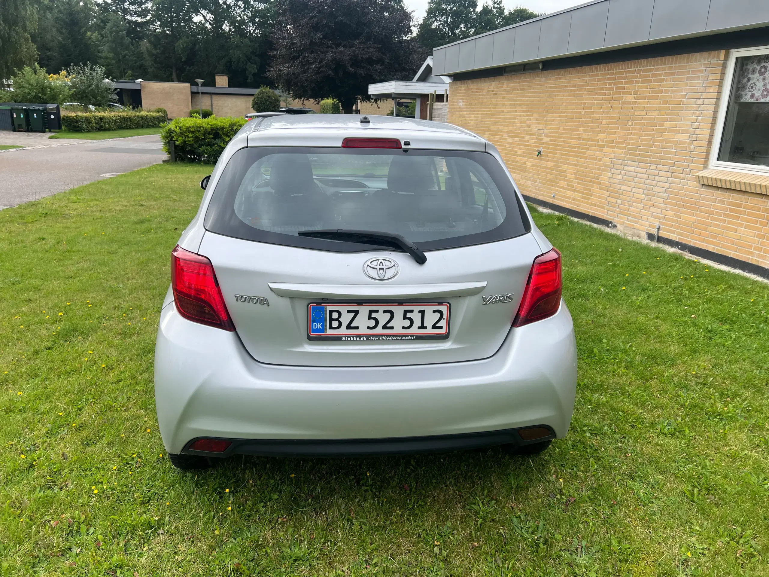 Toyota Yaris 10 VVT-I T2 69HK 5d