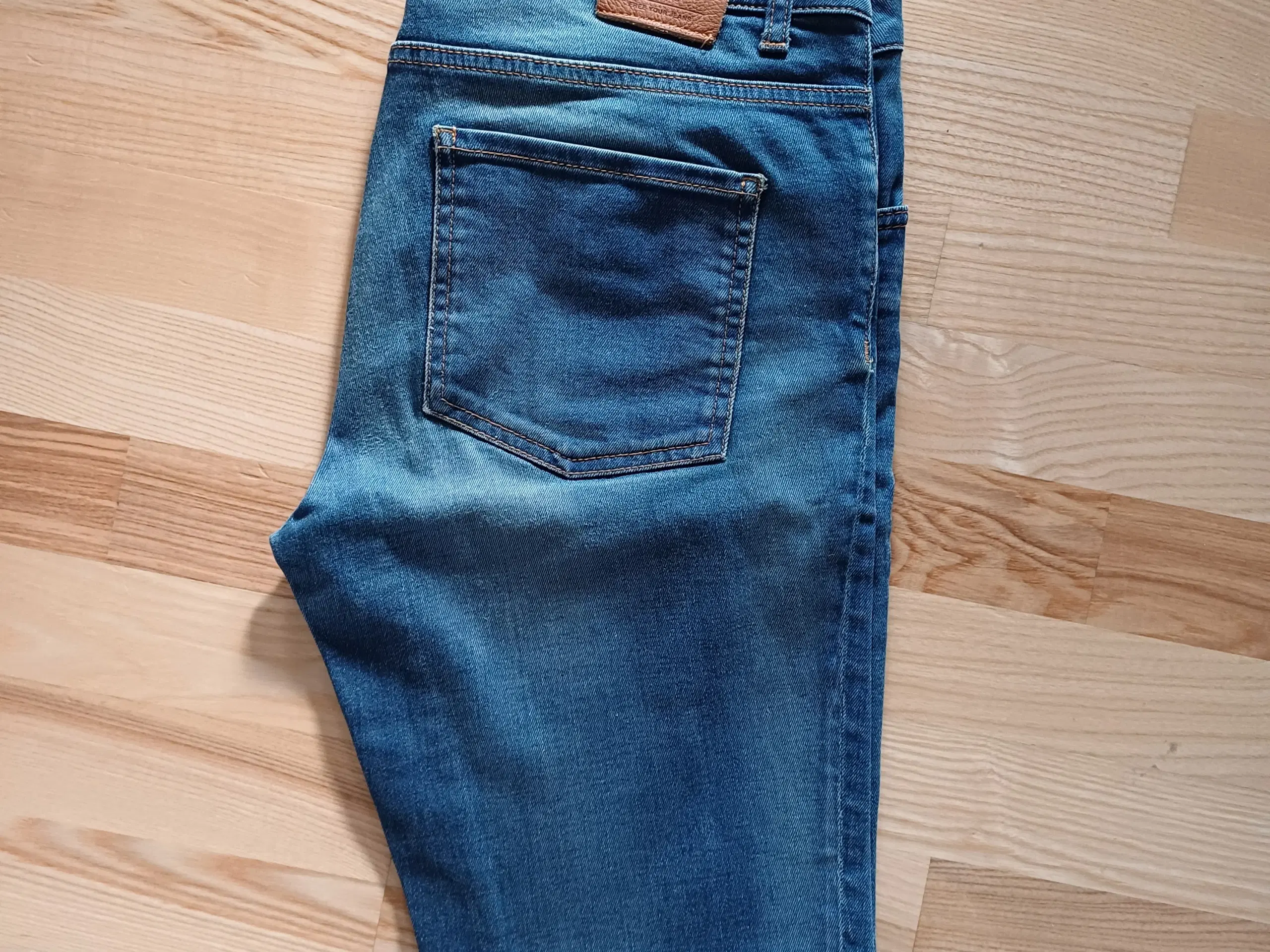 Jeans Pulz mellemblå