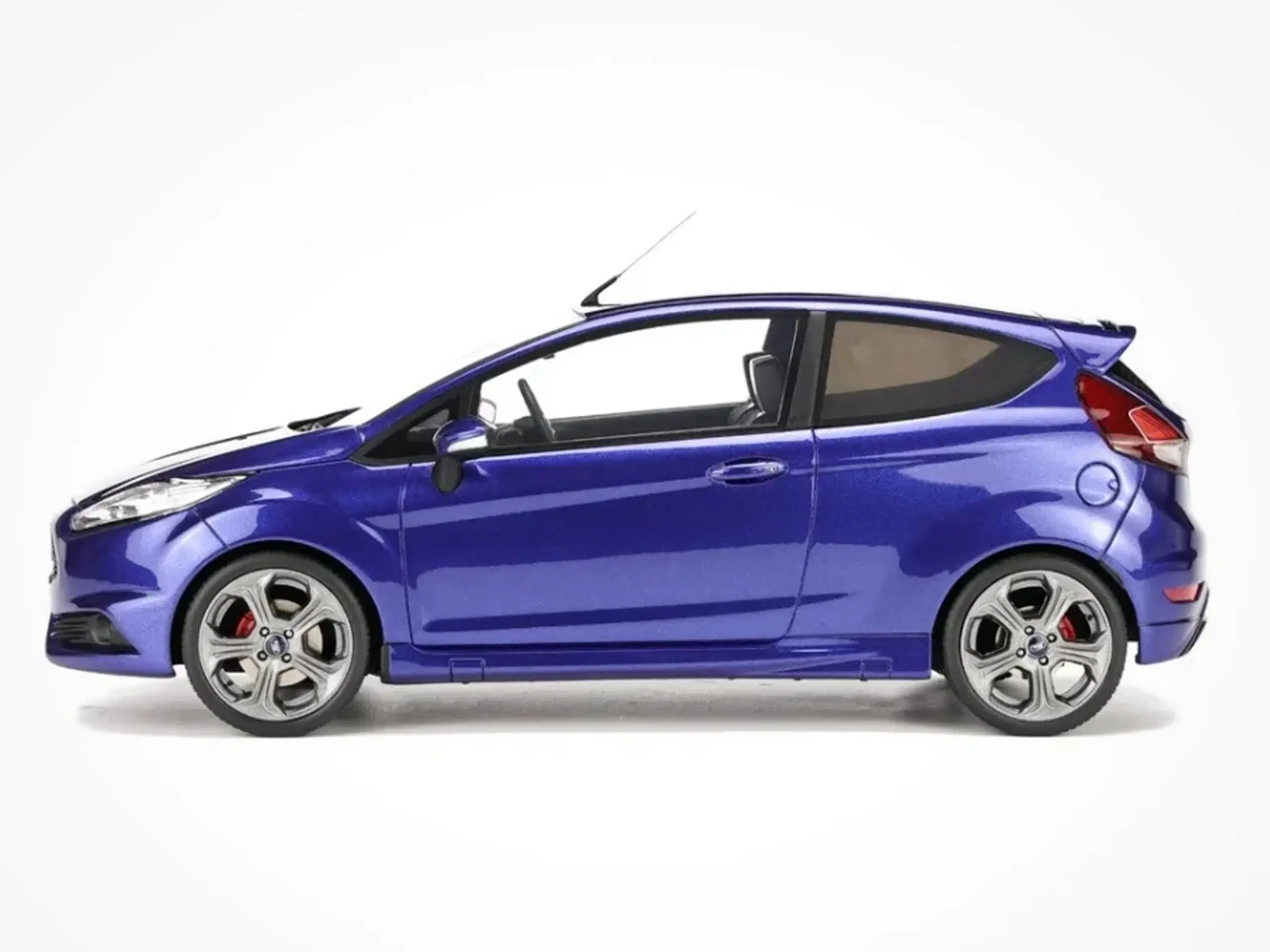 1:18 Ford Fiesta ST MK 7 2016