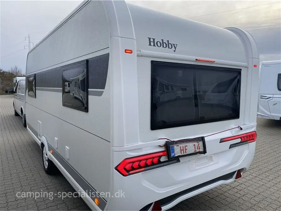2024 - Hobby De Luxe 495 UL   Hobby De Luxe 495 UL ny model 2024 kan nu ses hos Camping -Specialistendk