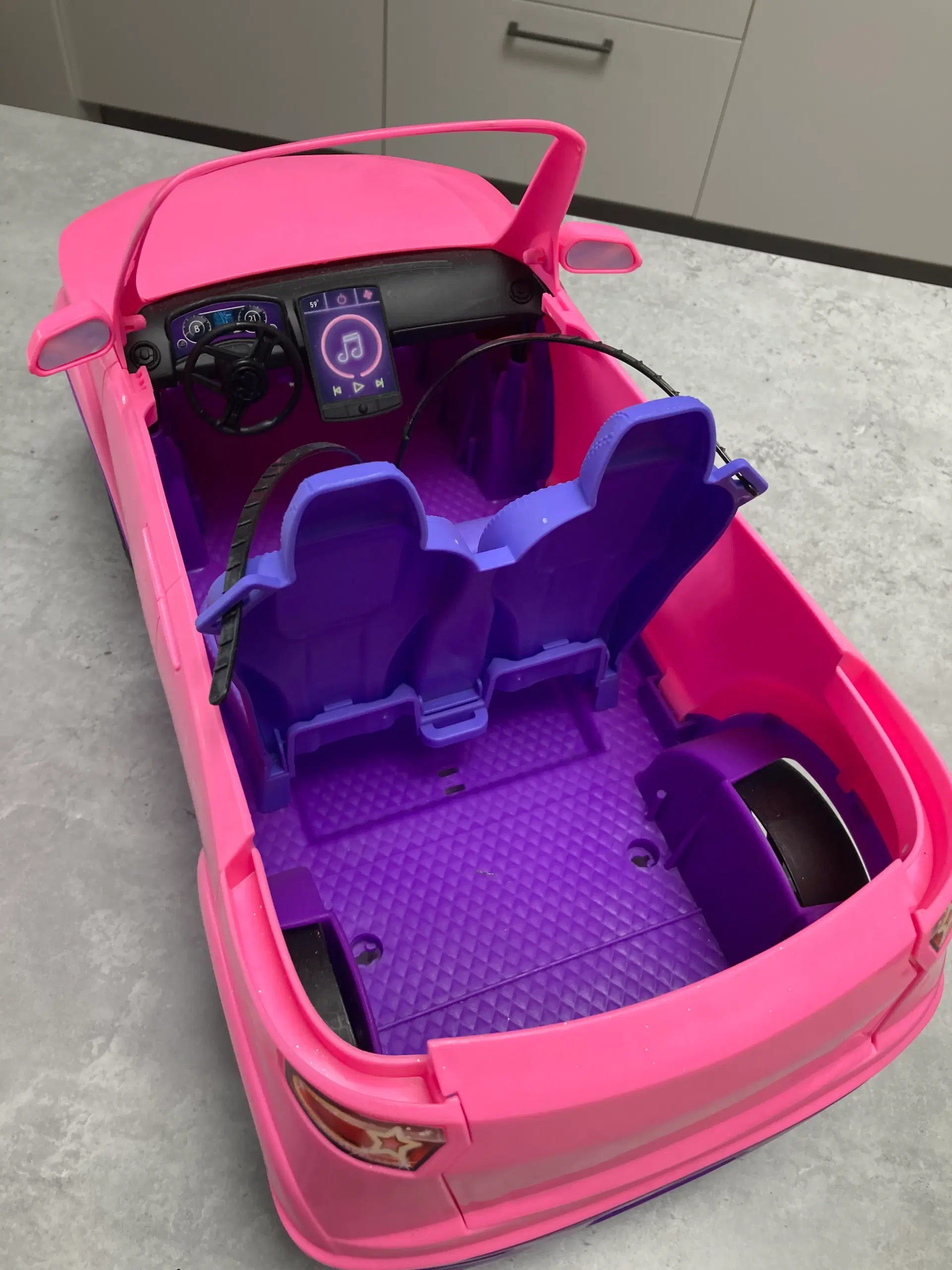 Barbie transformerbar SUV