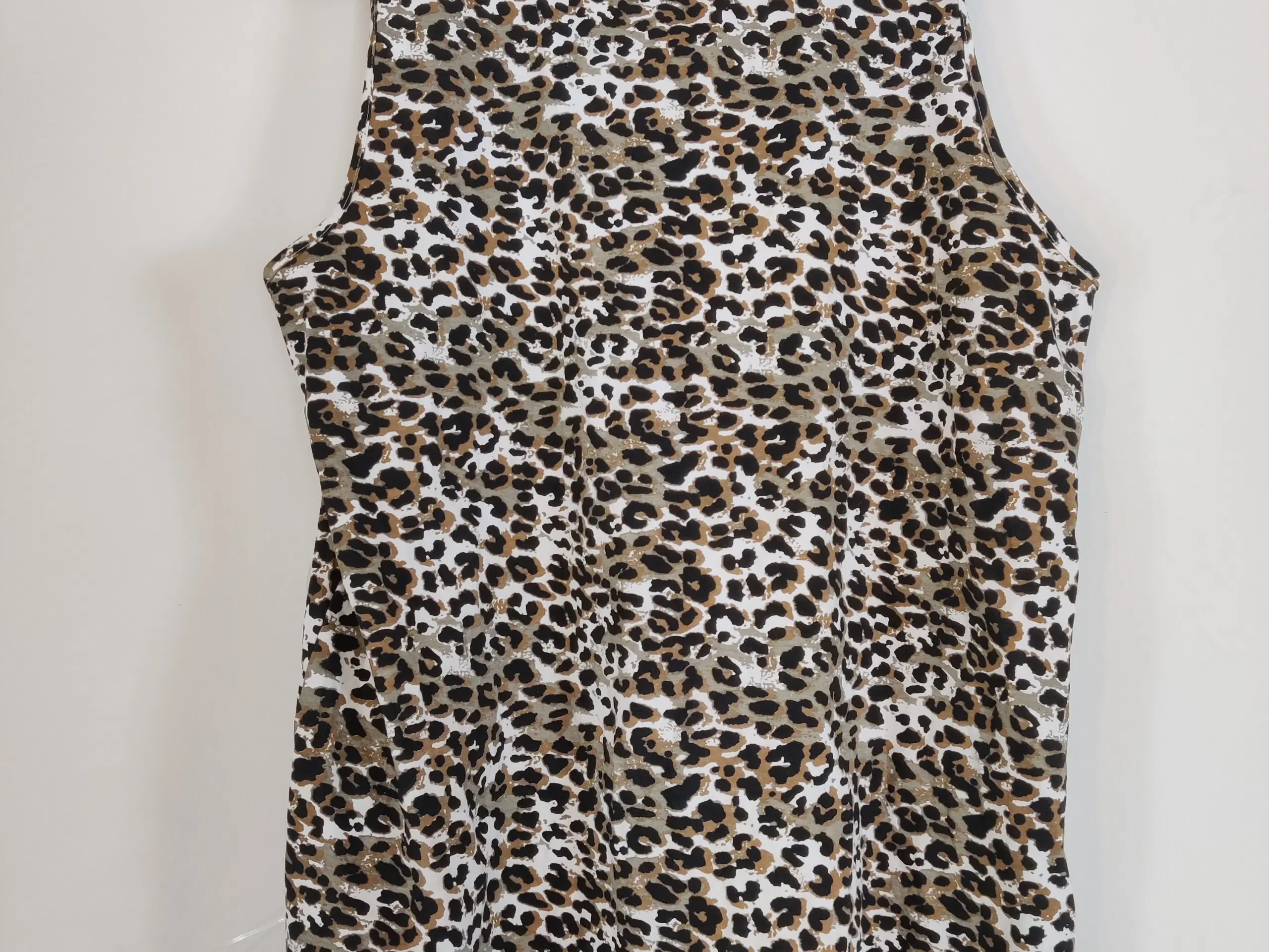 Leopard plettet top str Xxl