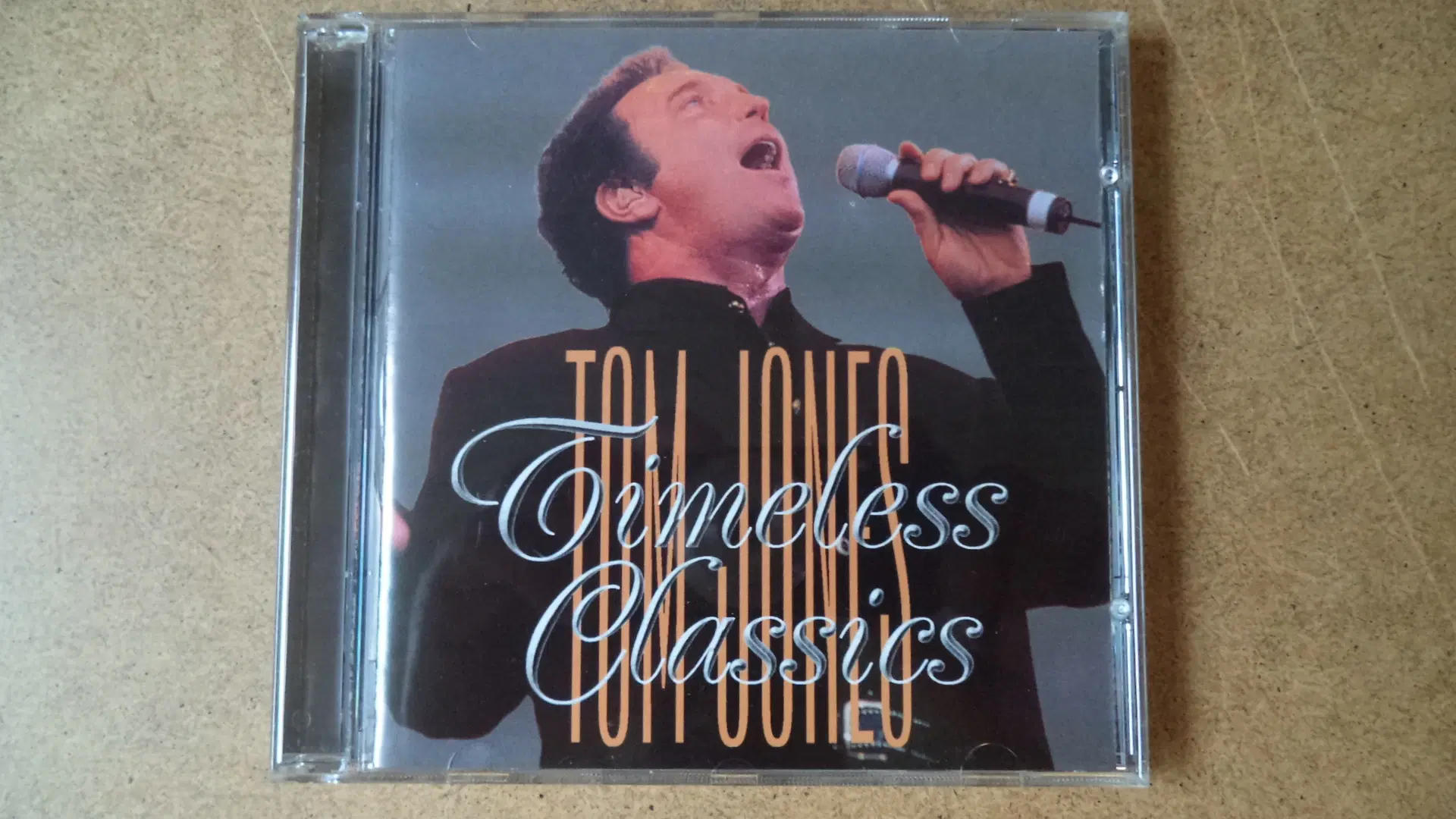 Tom Jones ** Timeless Classics (10333-2)