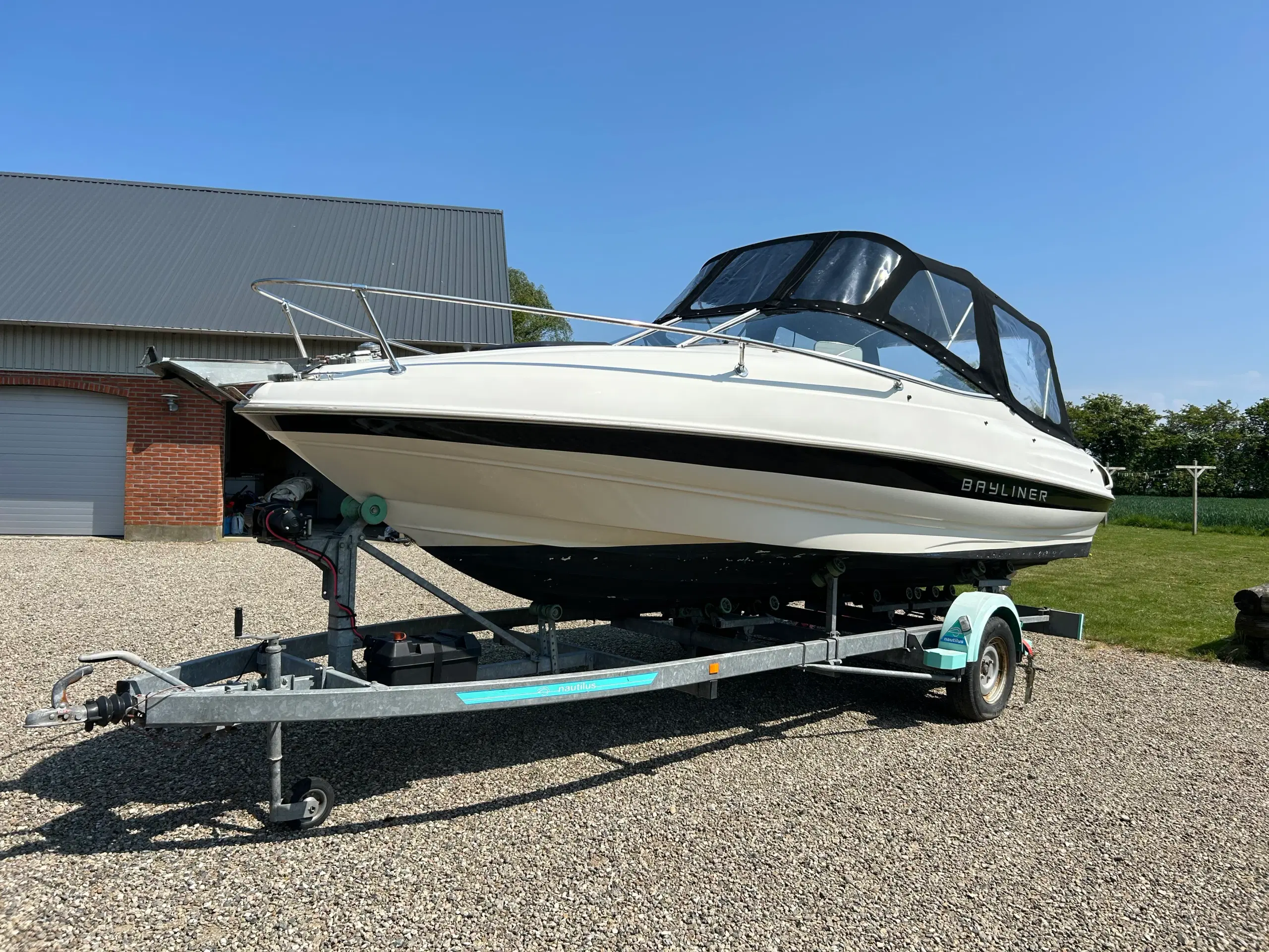 Bayliner Capri 2052LX Daycruiser