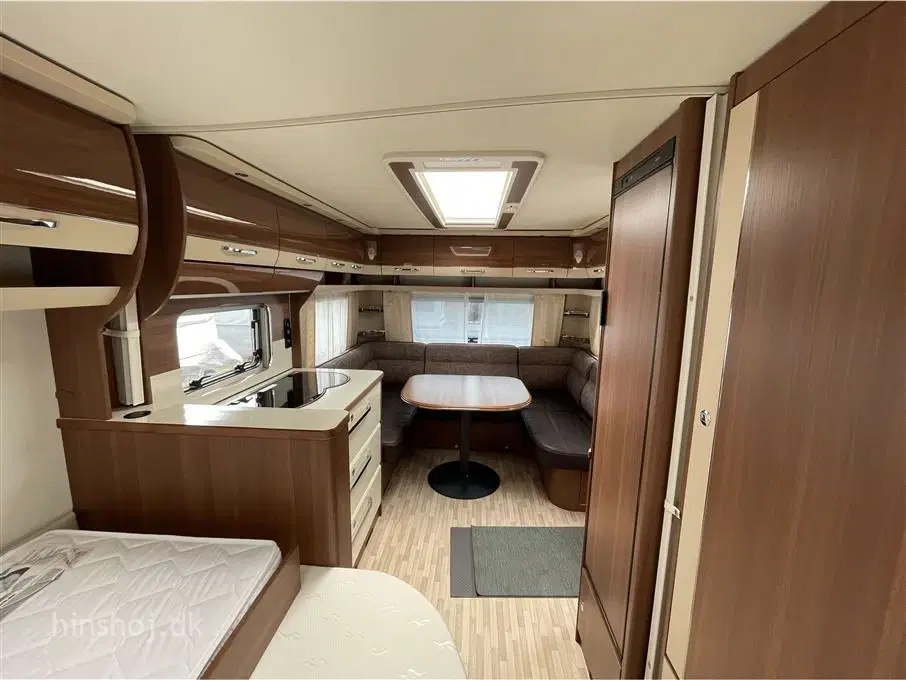 2018 - LMC Maestro 735 K Alde   Lækker Familie vogn med Alde centralvarme fra LMC fra Hinshøj Caravan A/S