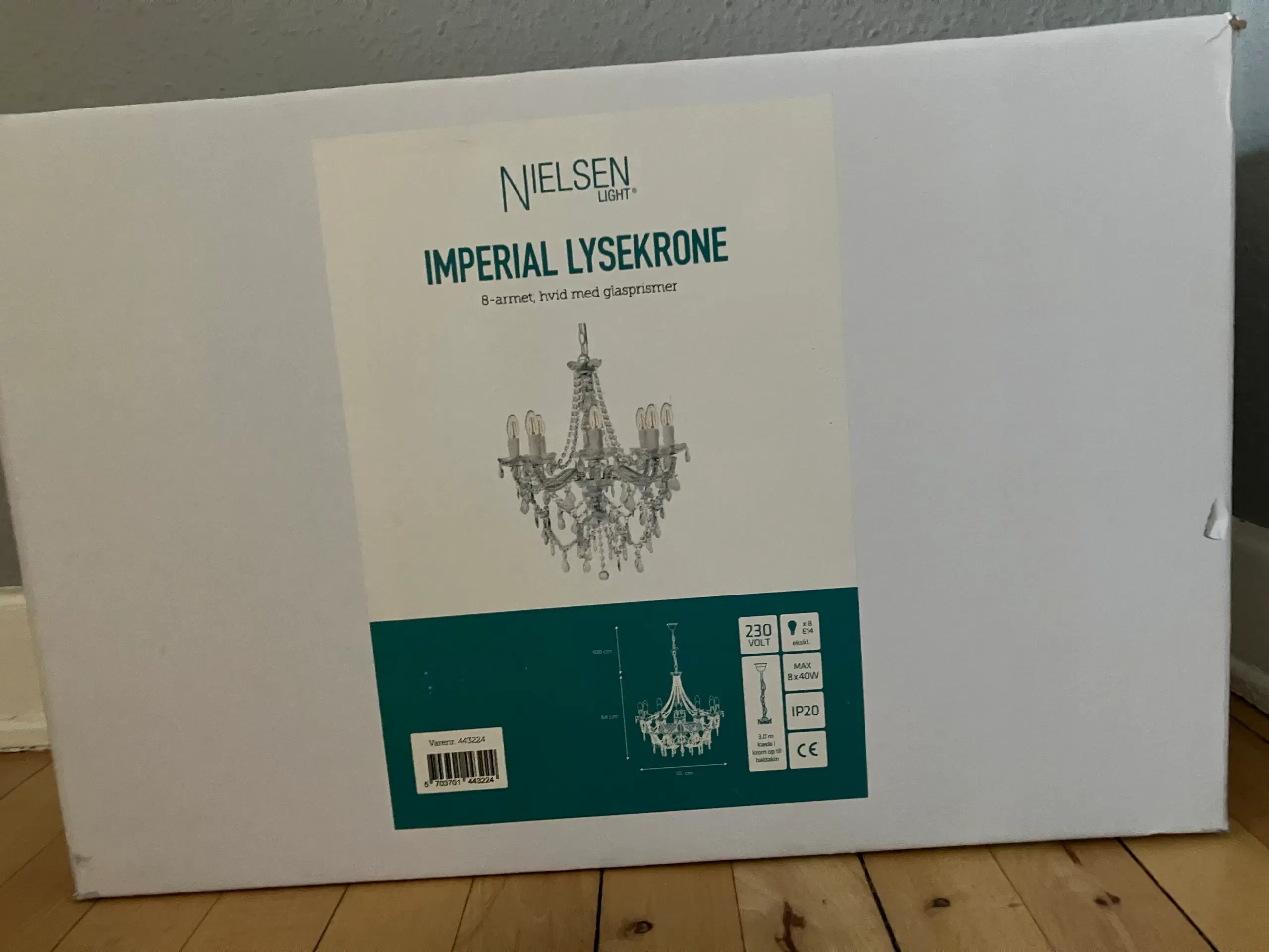 Nielsen Light Imperial Prismelysekrone - 8-armet