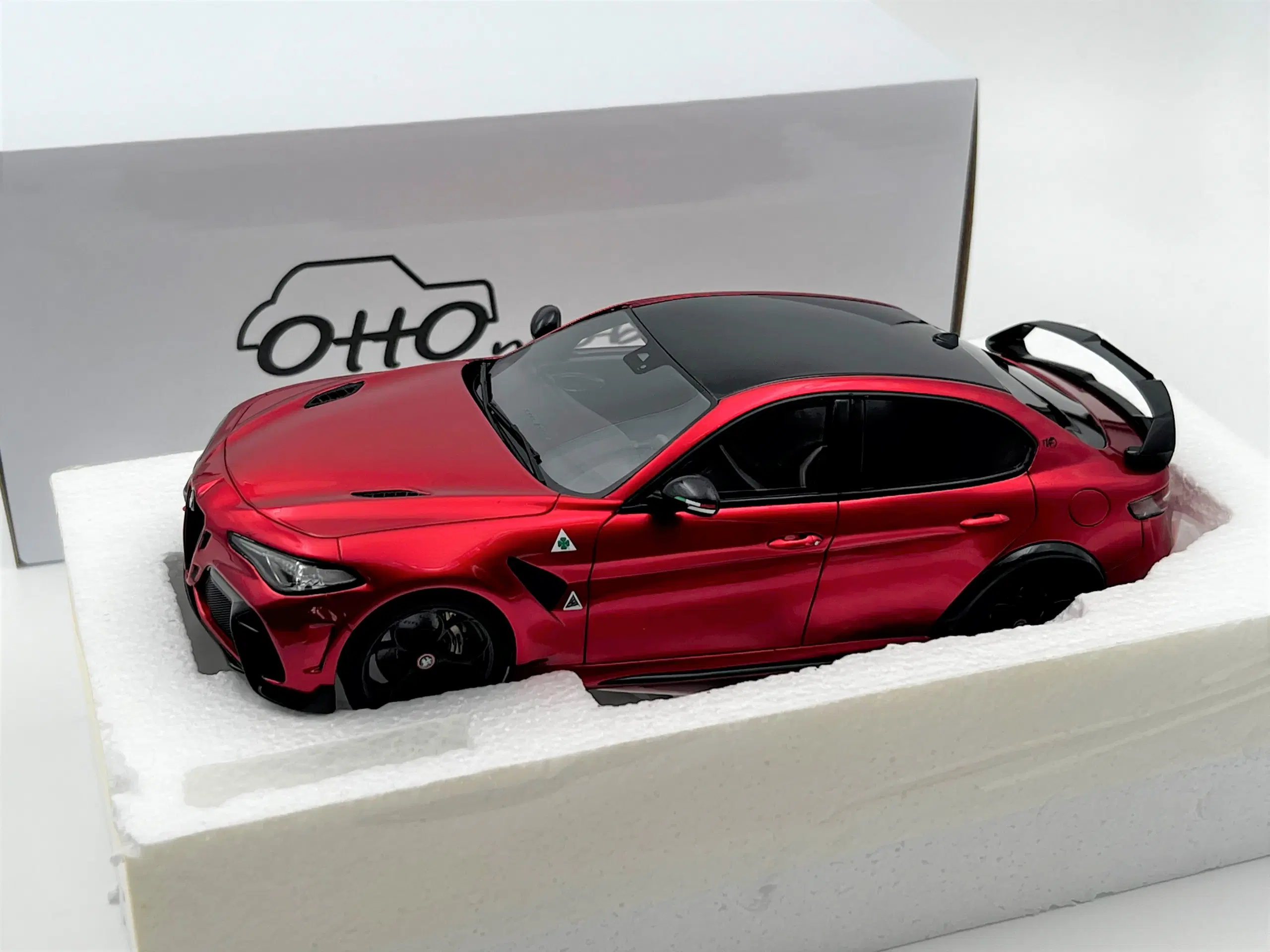 2020 Alfa Romeo Giulia GTAm 1:18