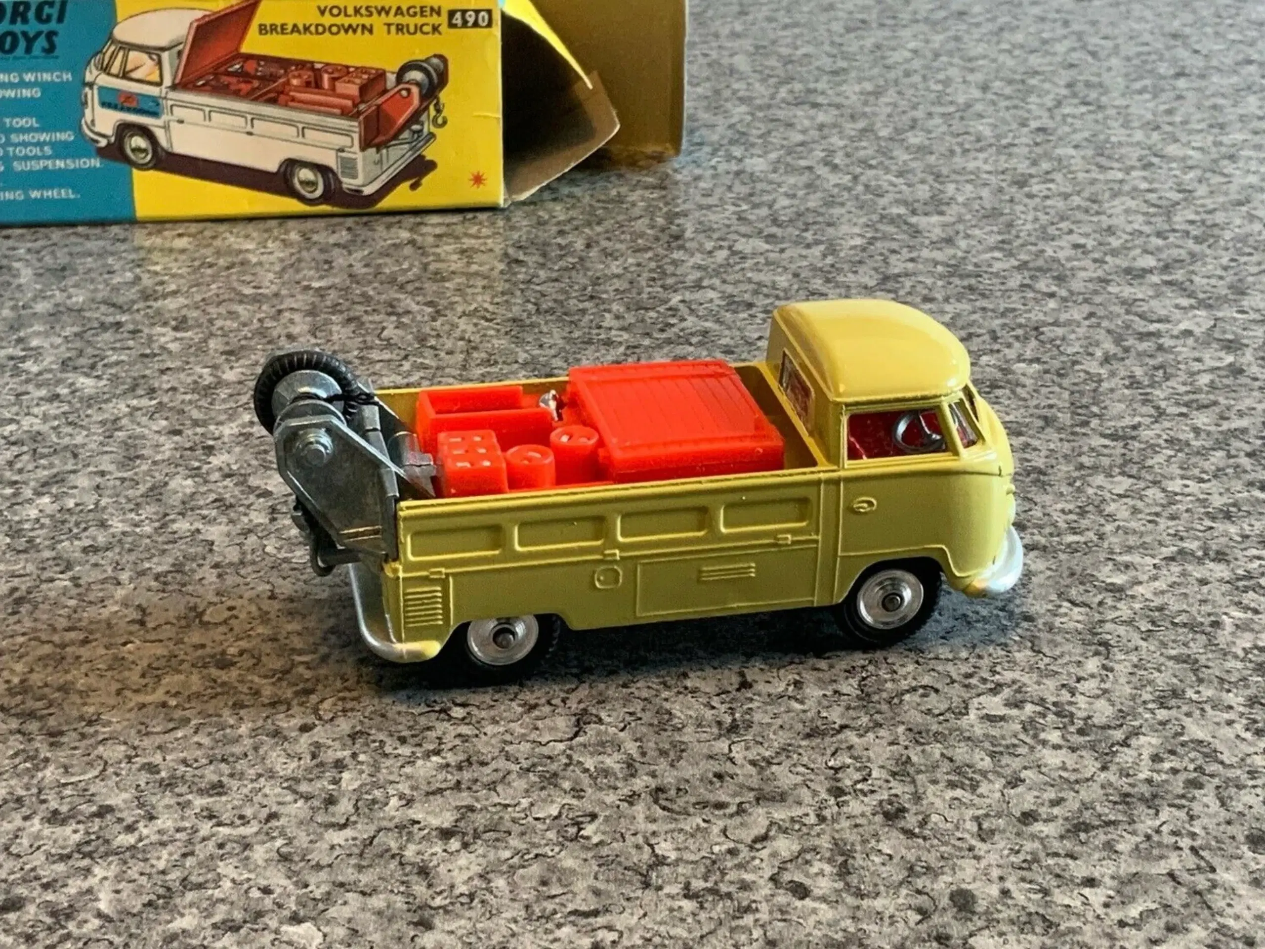 Corgi Toys No 490 Volkswagen Breakdown Truck