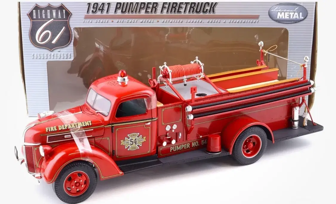 1:16/1:18 Ford Pumper Fire Truck 1941