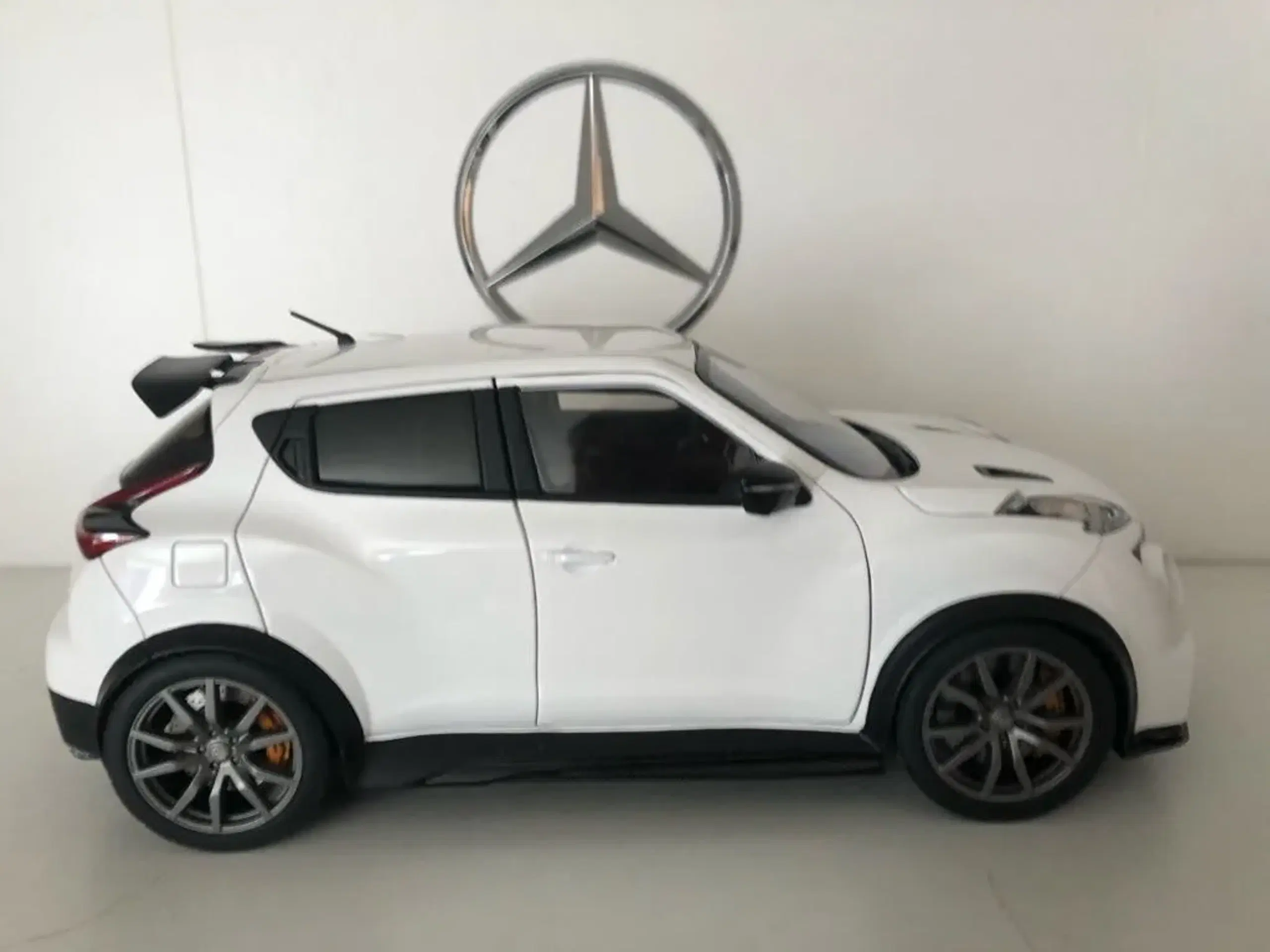 Nissan Juke-R 20