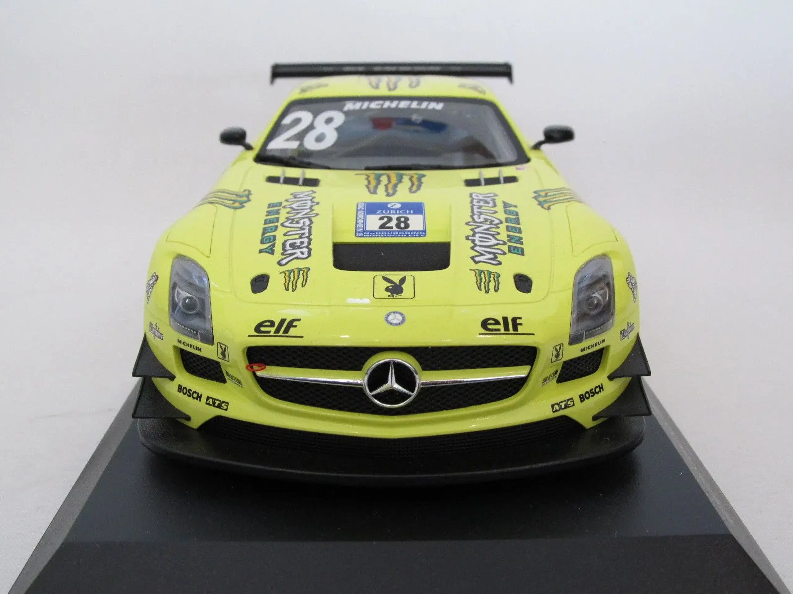 2011 Mercedes-Benz SLS AMG GT3 #28 1:18