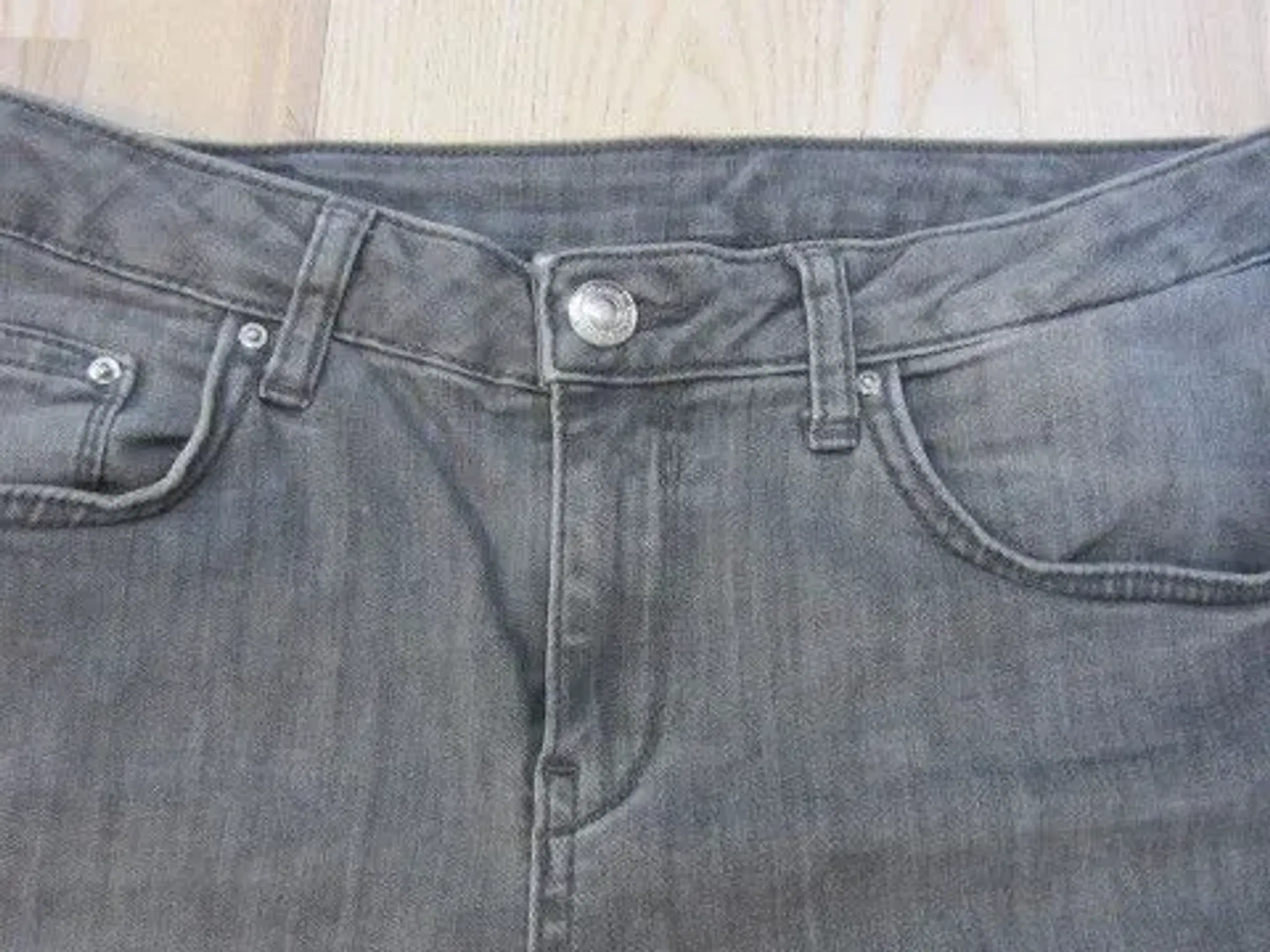 Str 30/29 grå elastisk jeans