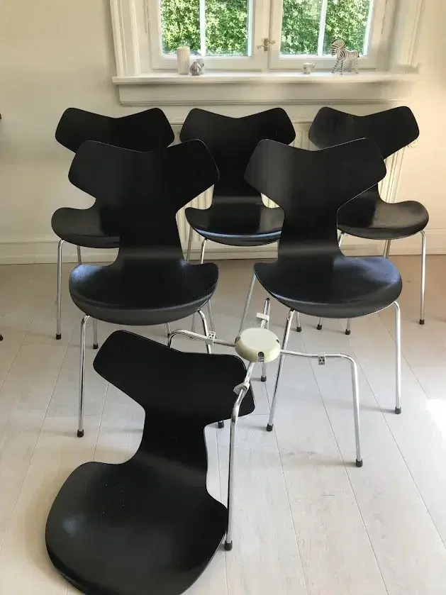 6 Arne Jacobsen stole Grand Prix 3130