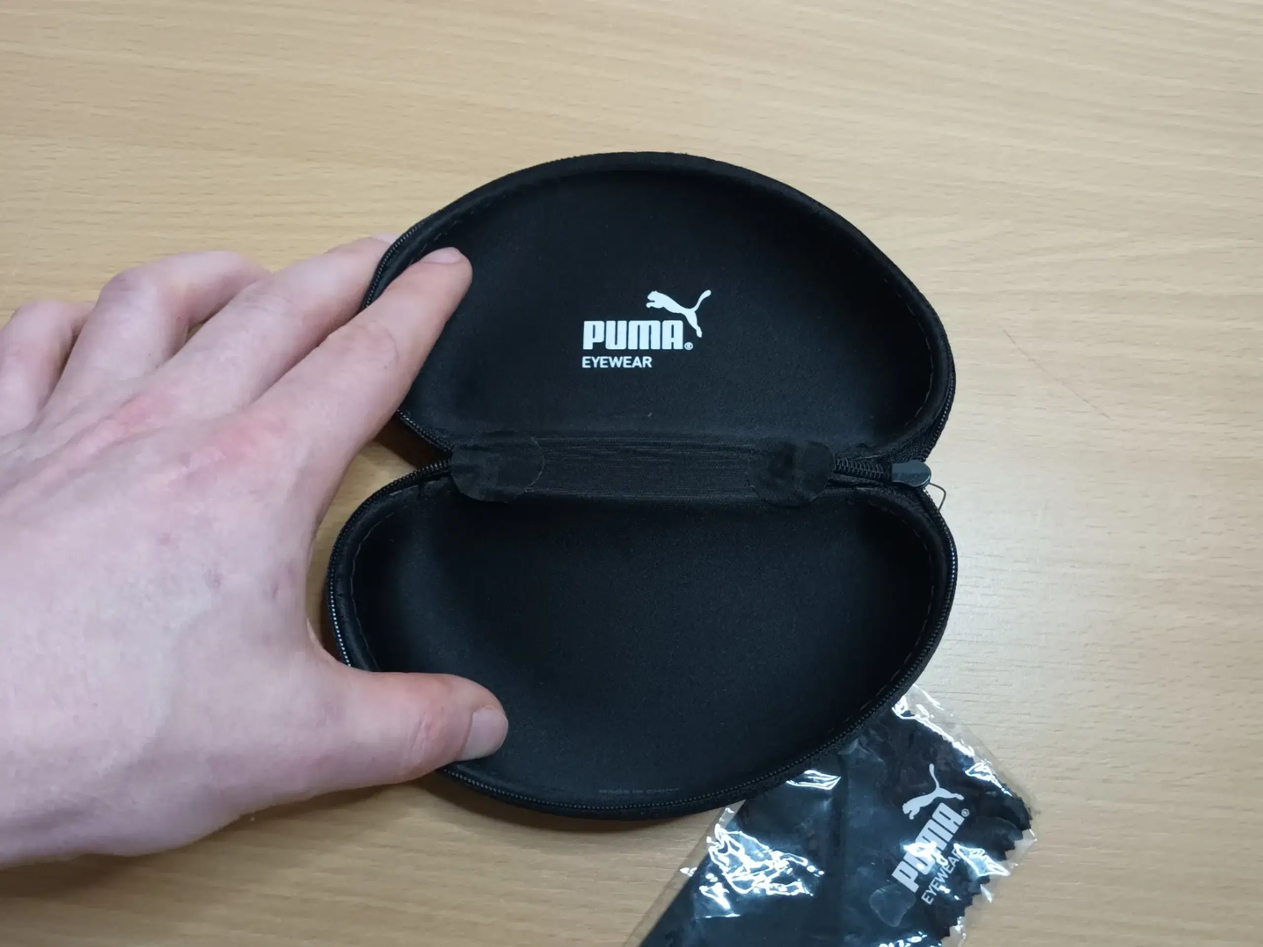 Puma Brille Etui