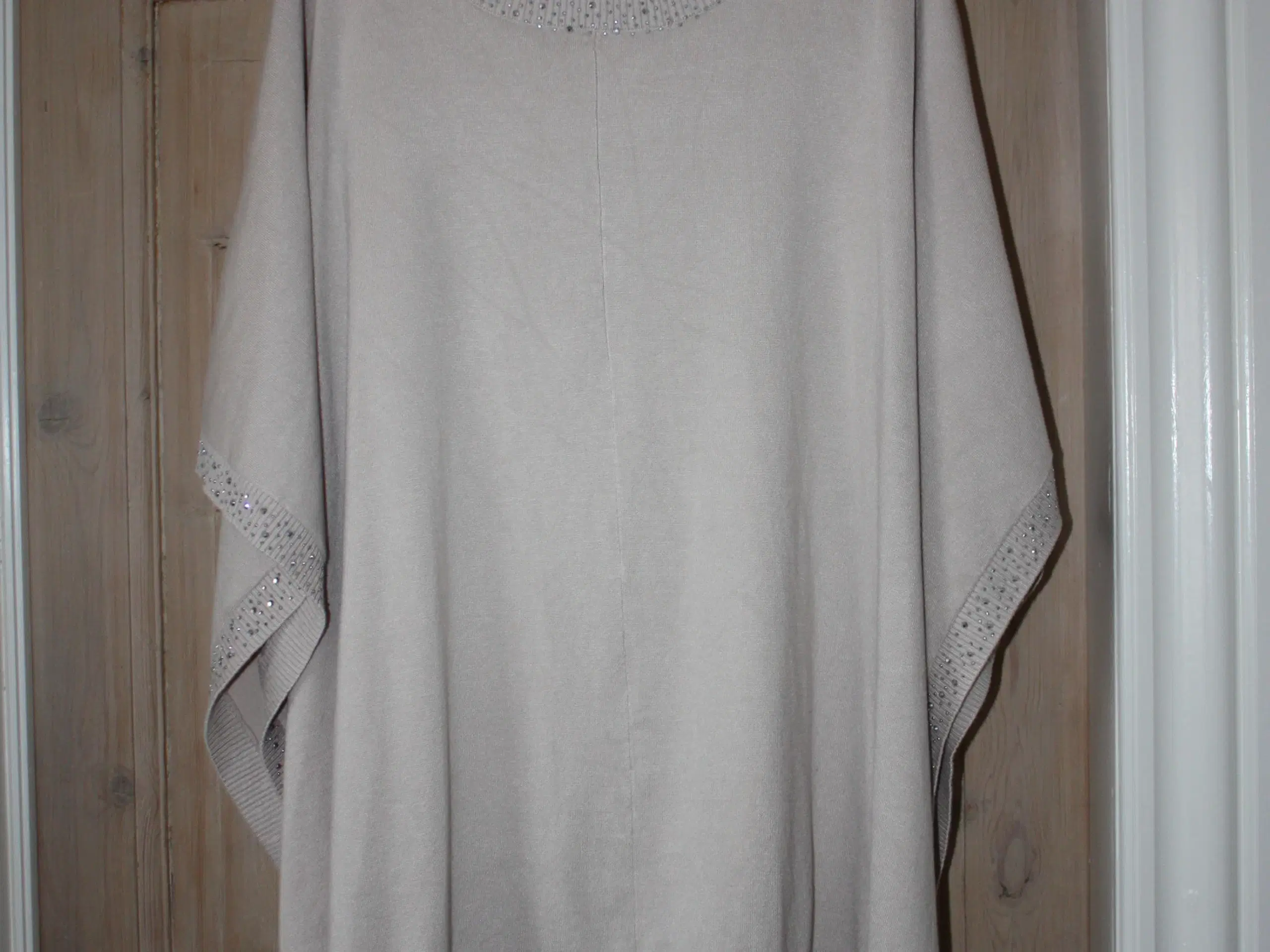 Tunika / poncho / cardigan fra Cellbes str 56/64