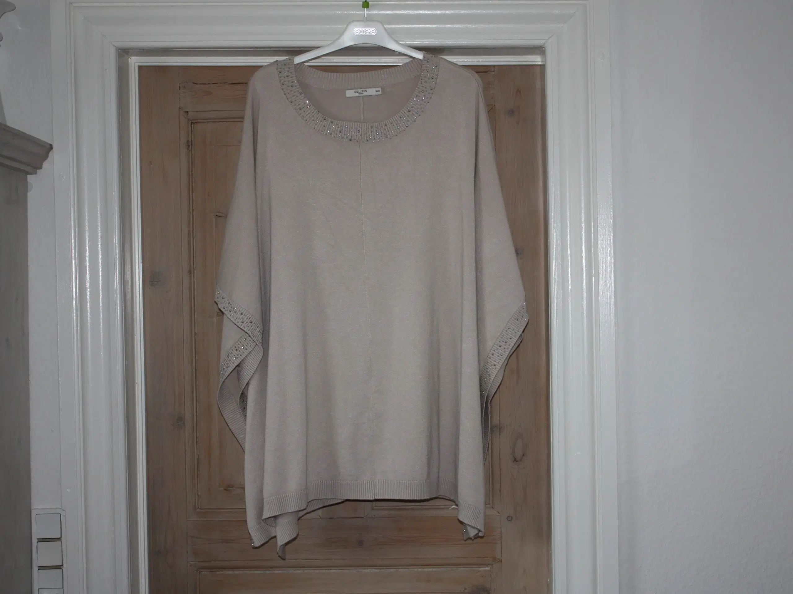 Tunika / poncho / cardigan fra Cellbes str 56/64