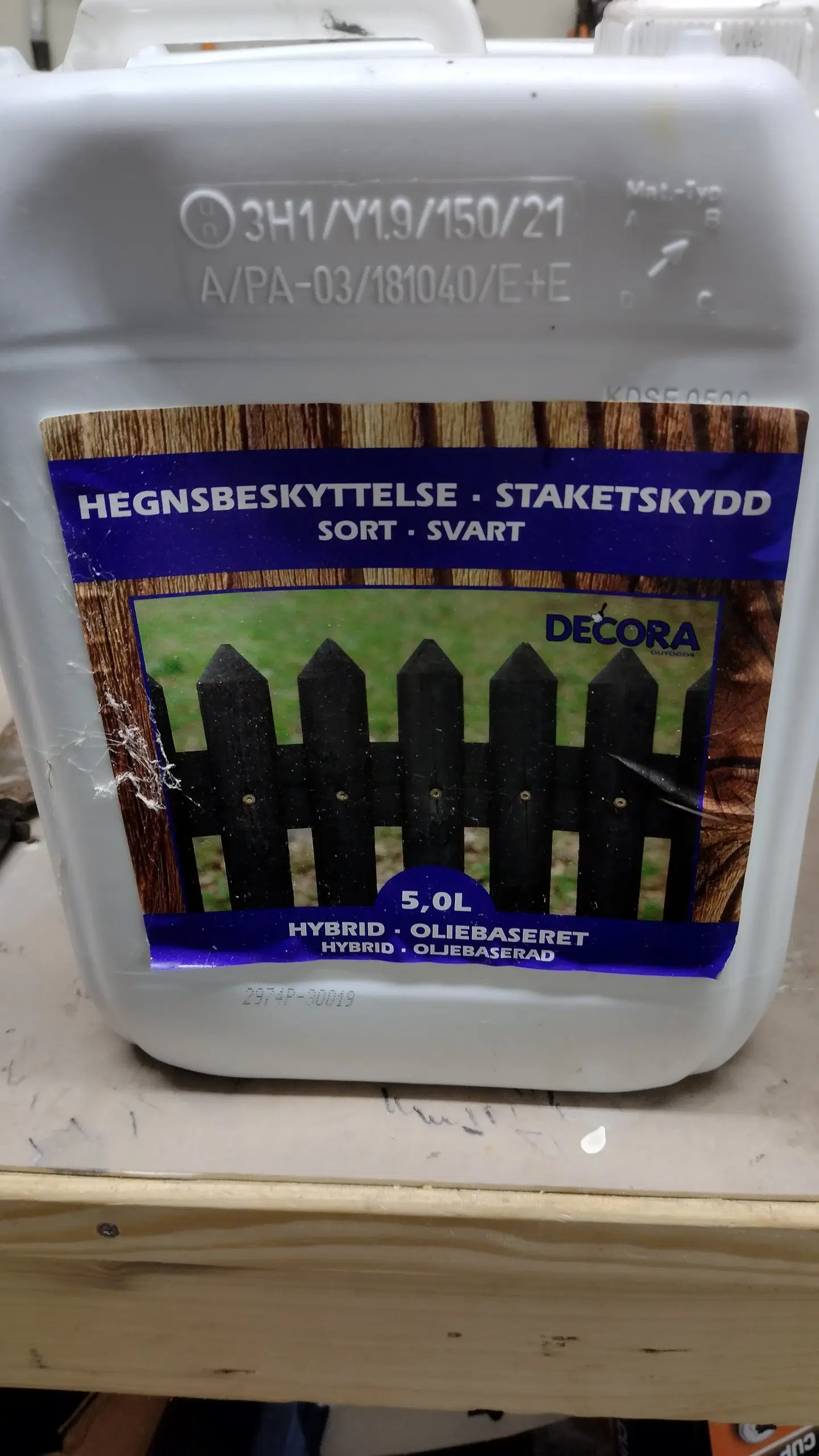 Maling til sokkel og Hegn