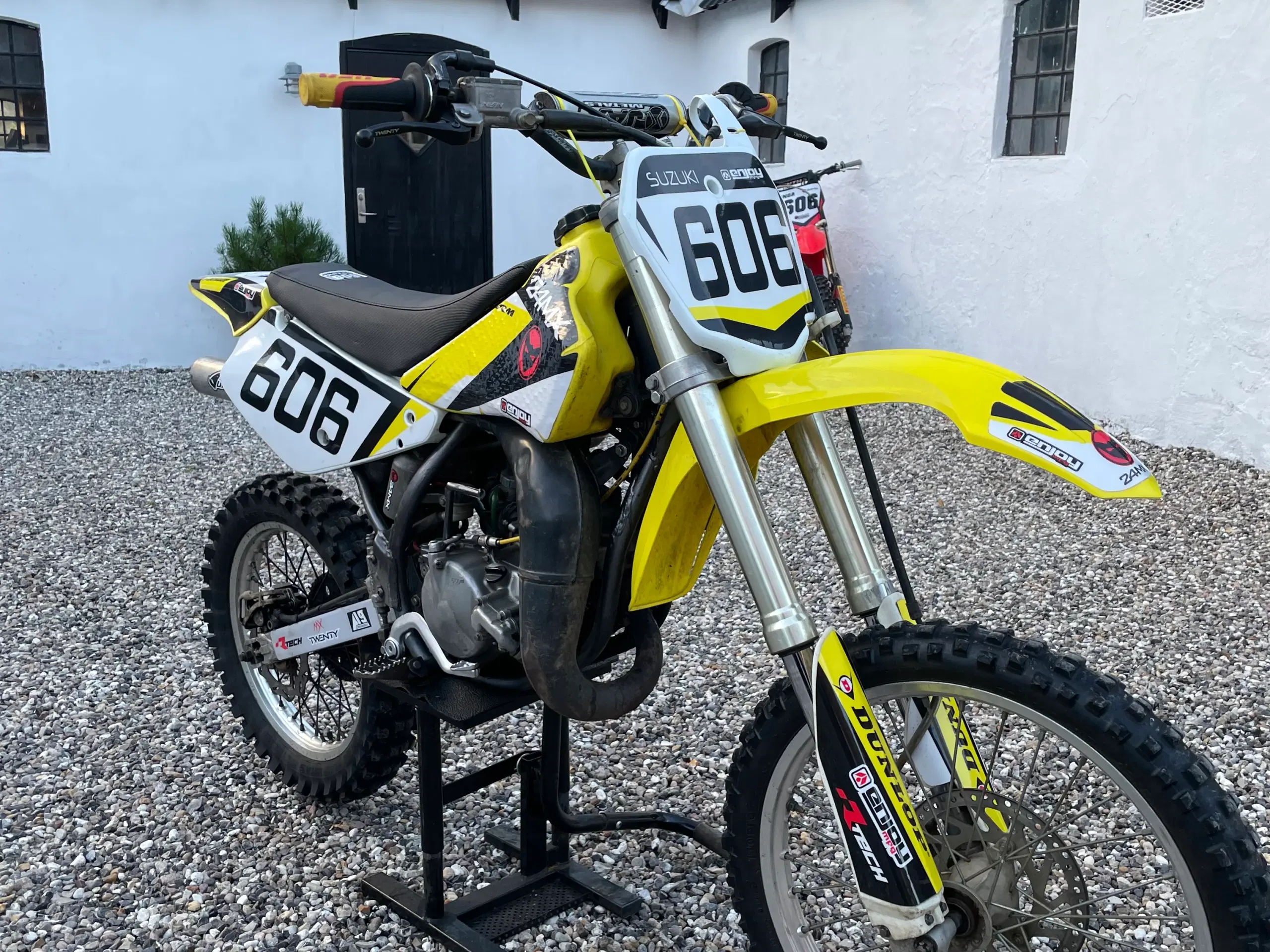 Suzuki RM85