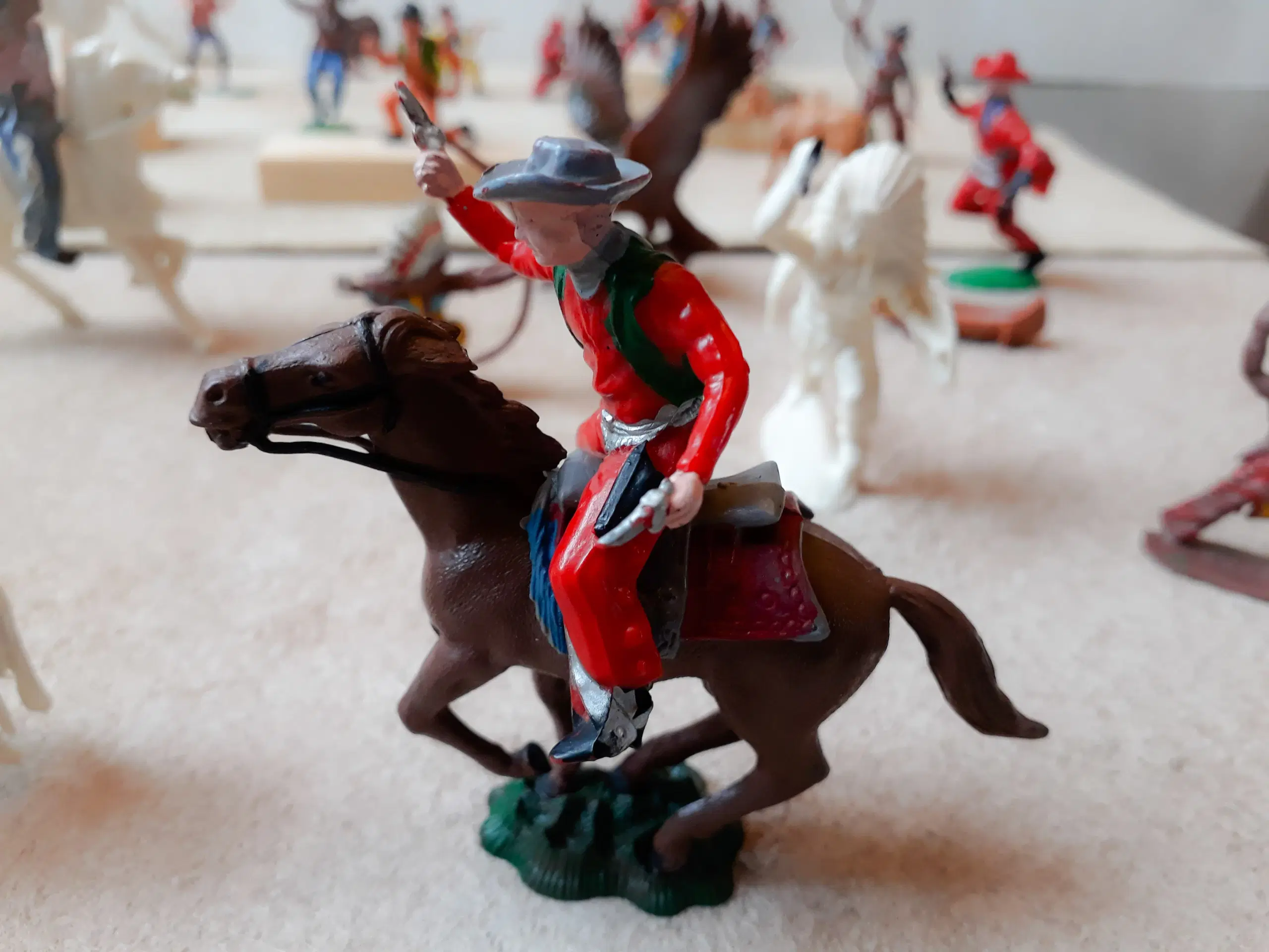 32 Dele Wild West Figurer