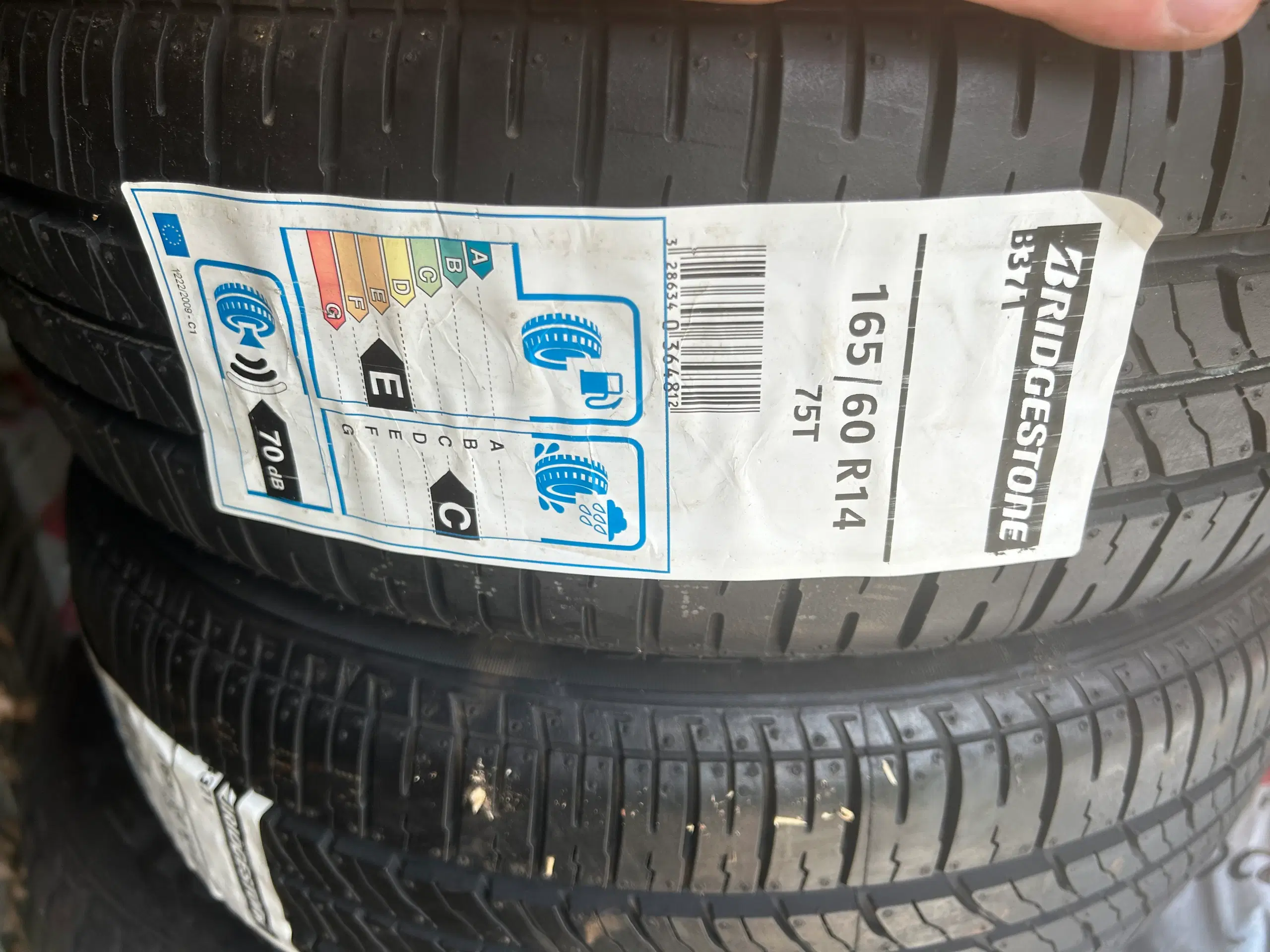 Bridgestone B 371 165/60 R14 75T