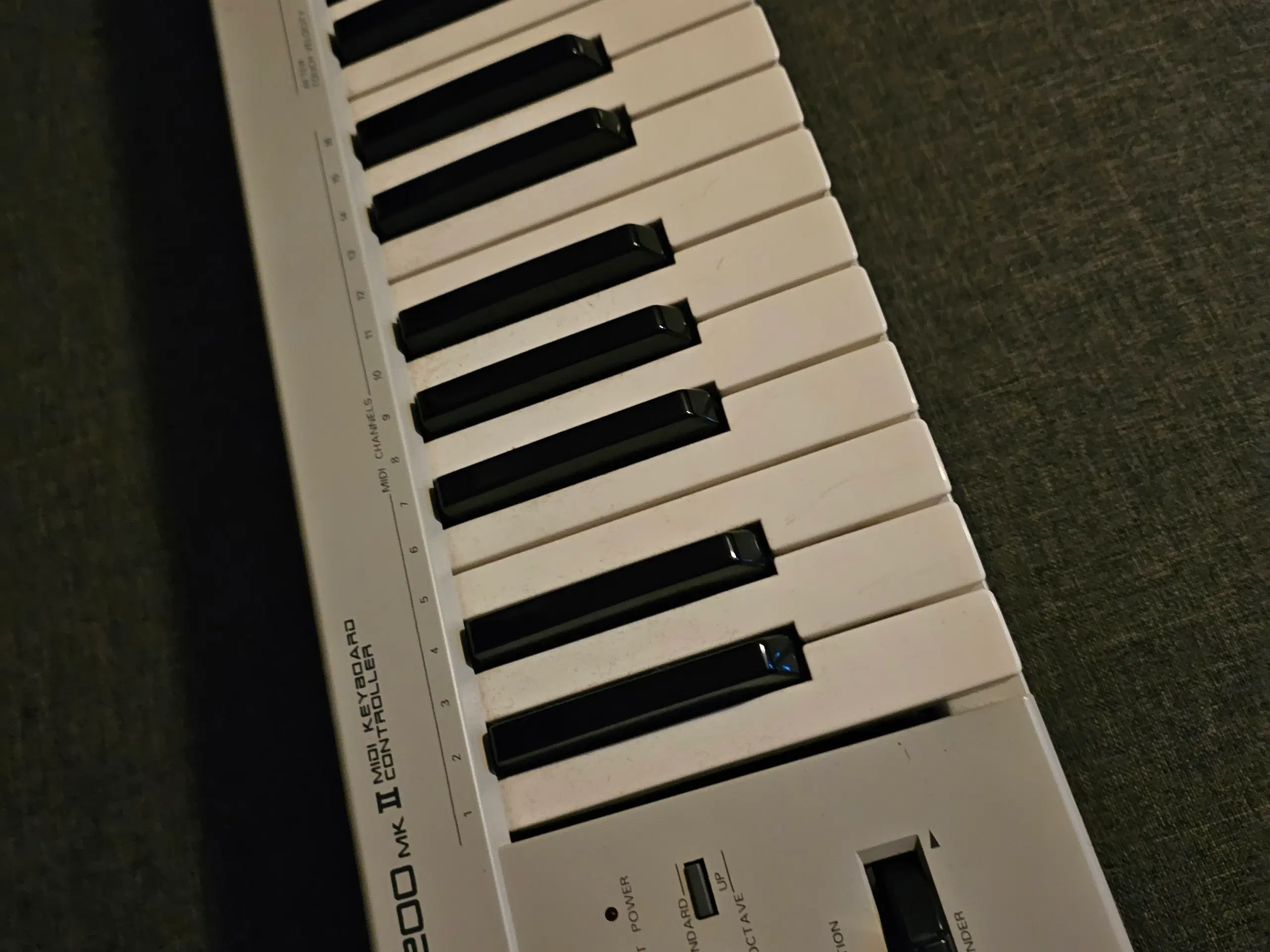 Midi Controller Roland Pc-200