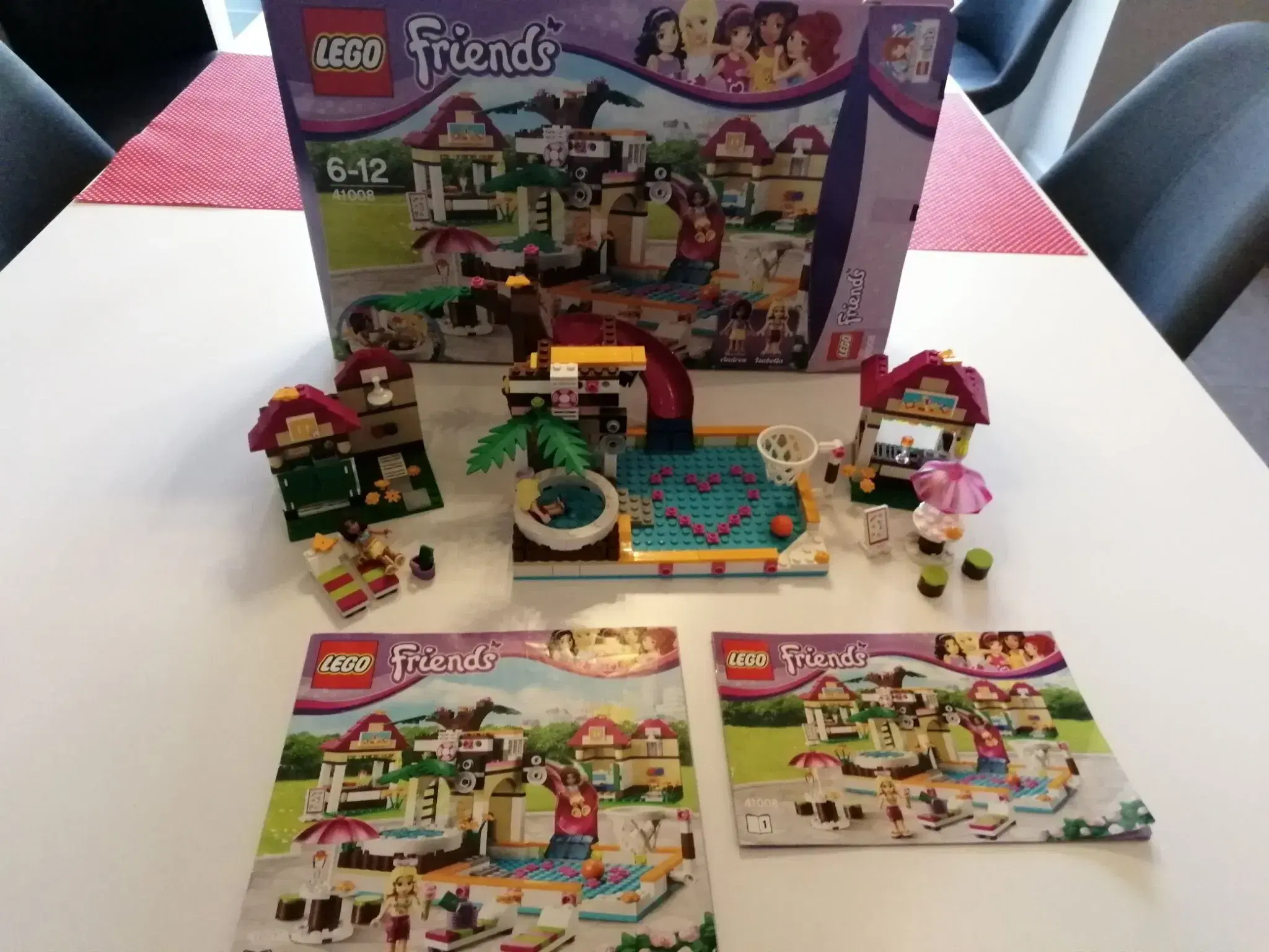 Lego friends Svømmebad