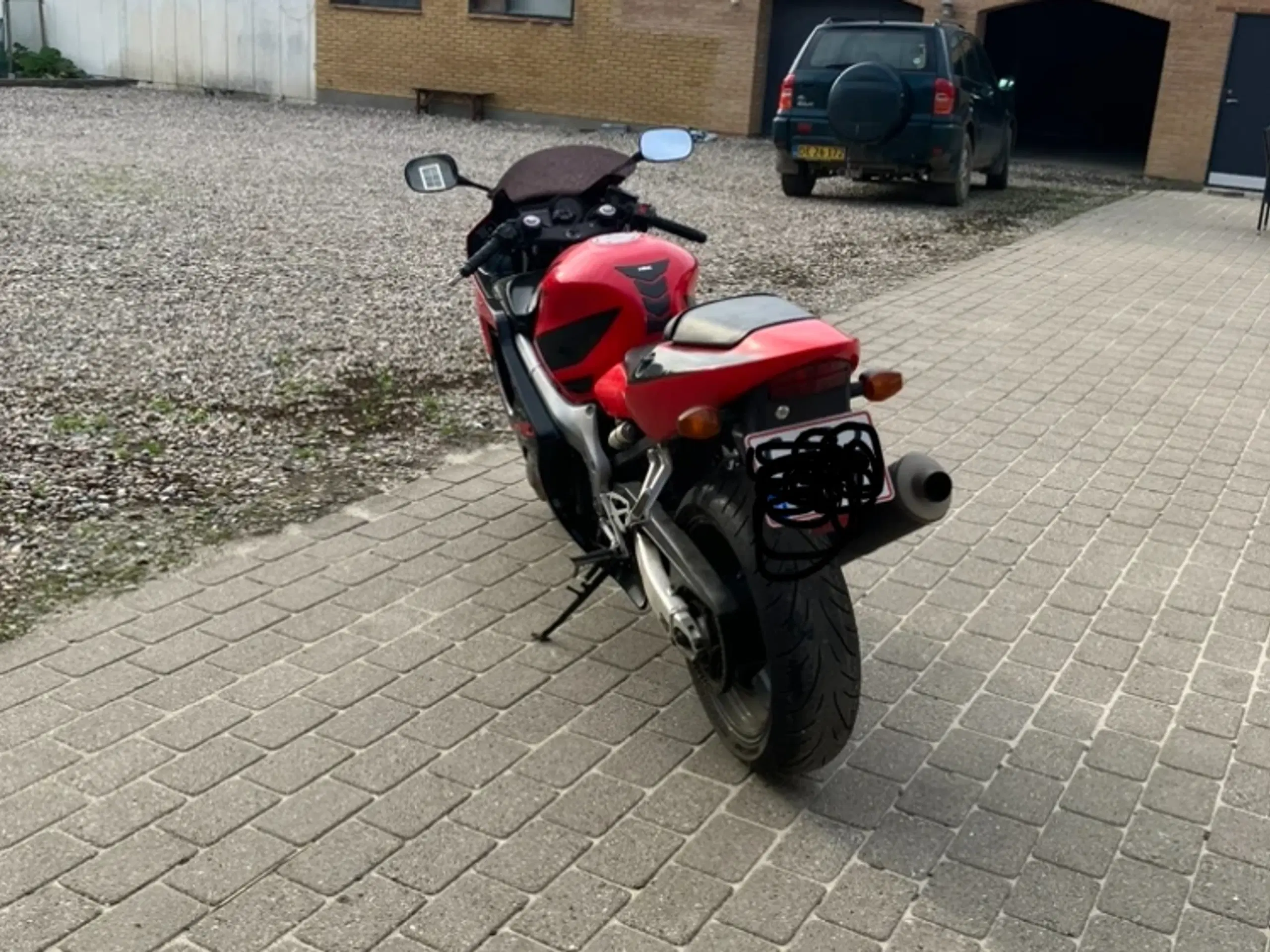 Honda cbr 600