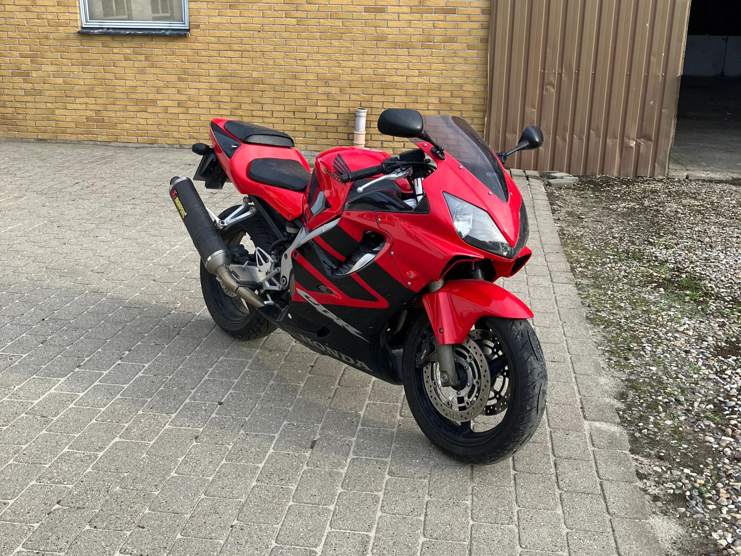 Honda cbr 600