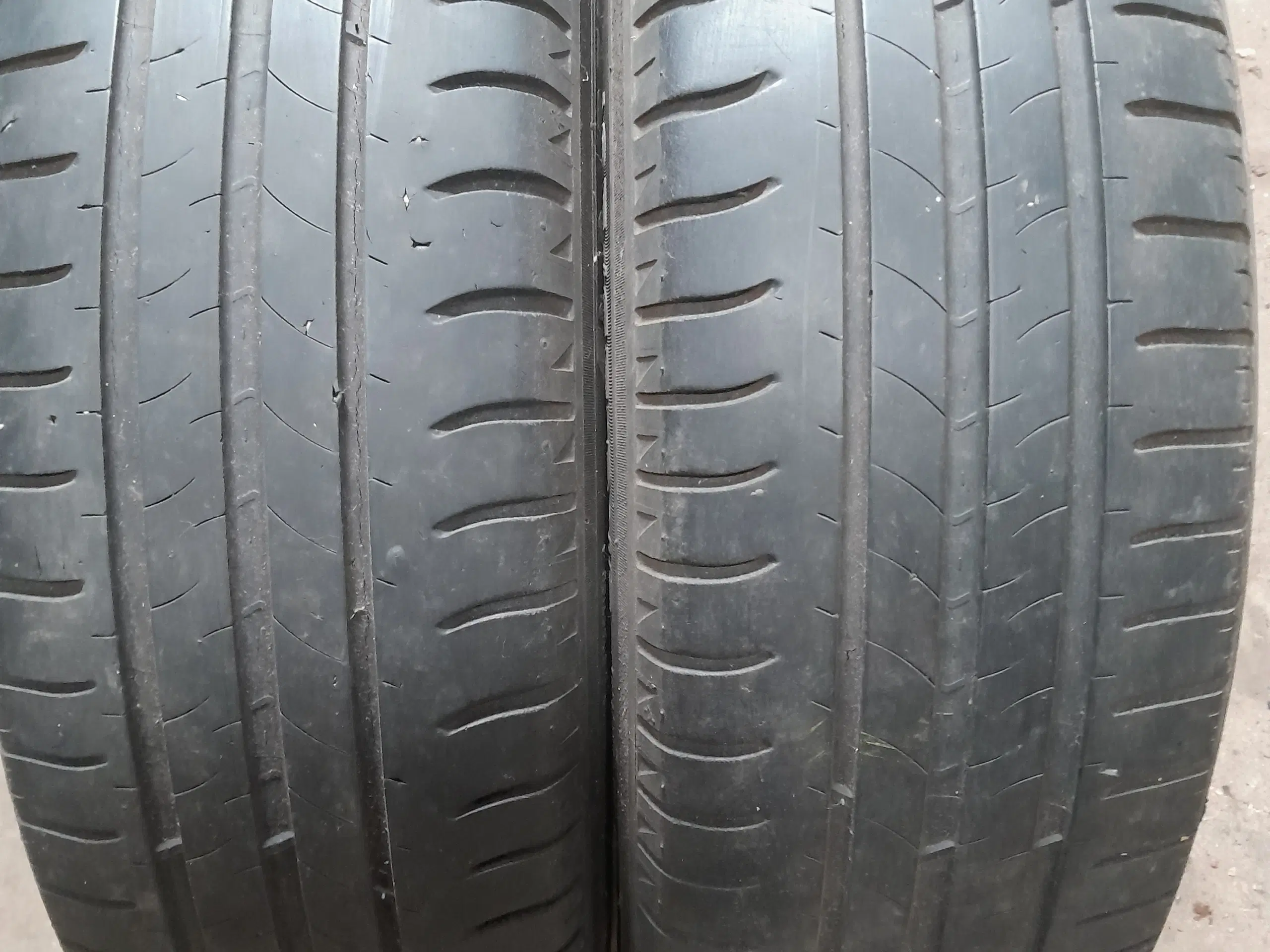 Michelin Energy Saver 195/65 R 15 ca 4 mm 2 stk