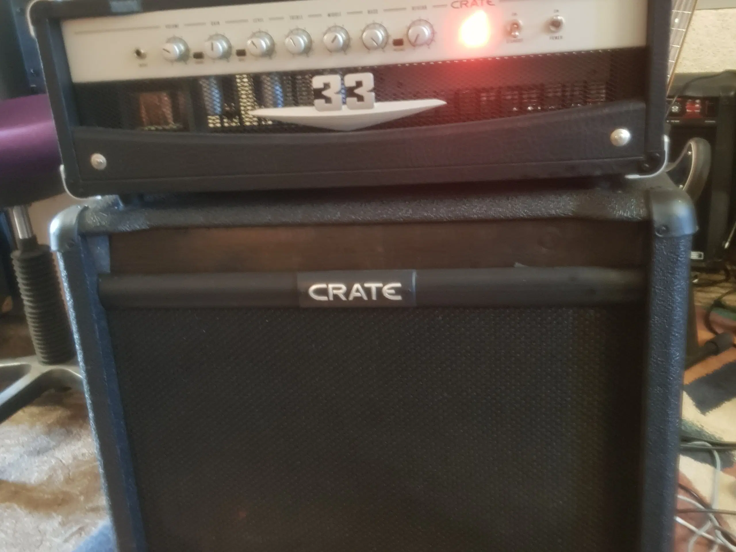 Guitartop Crate V33 33 W med kabinet